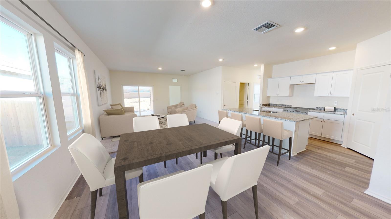 VISTA WALK - Residential