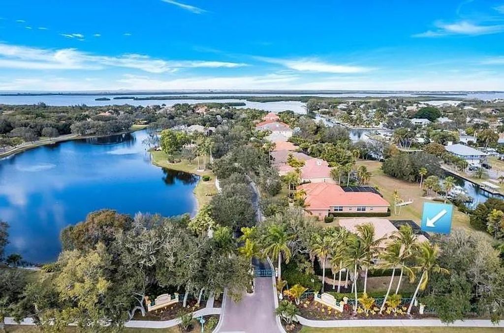 Photo of 1704 Amberwynd Circle W, Palmetto, FL 34221 (MLS # O6411265)