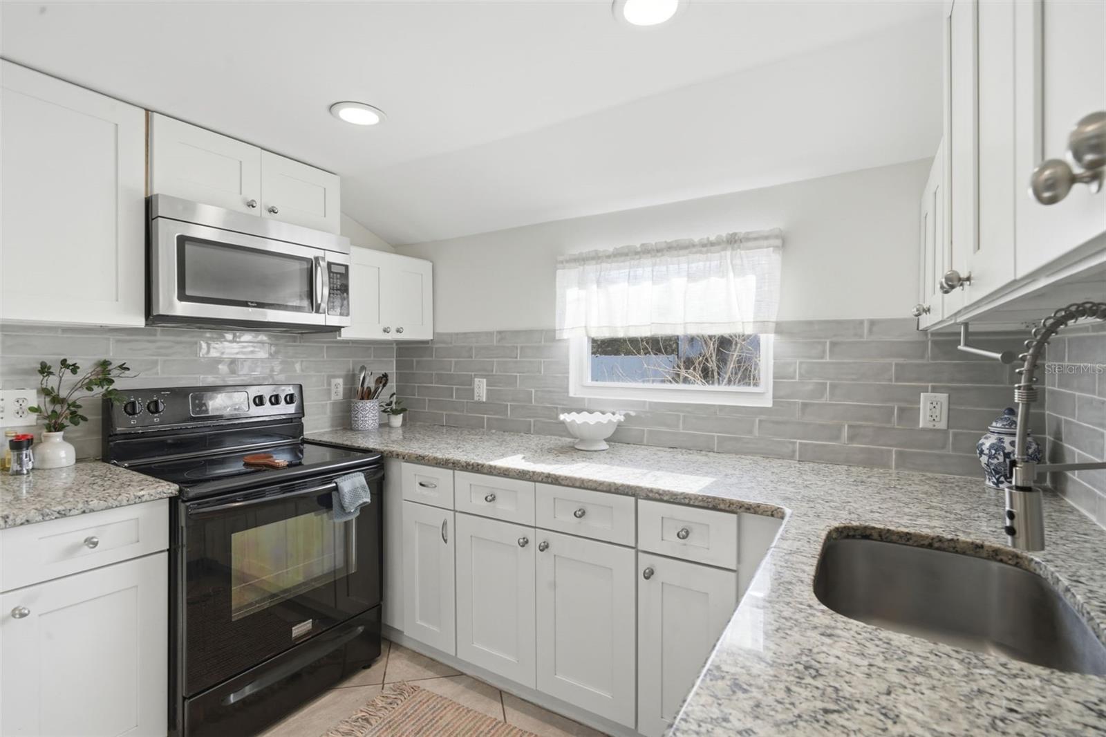 GOLFVIEW - Residential