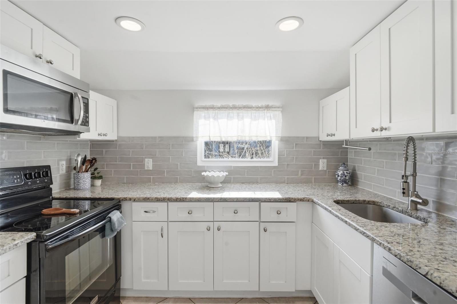 GOLFVIEW - Residential