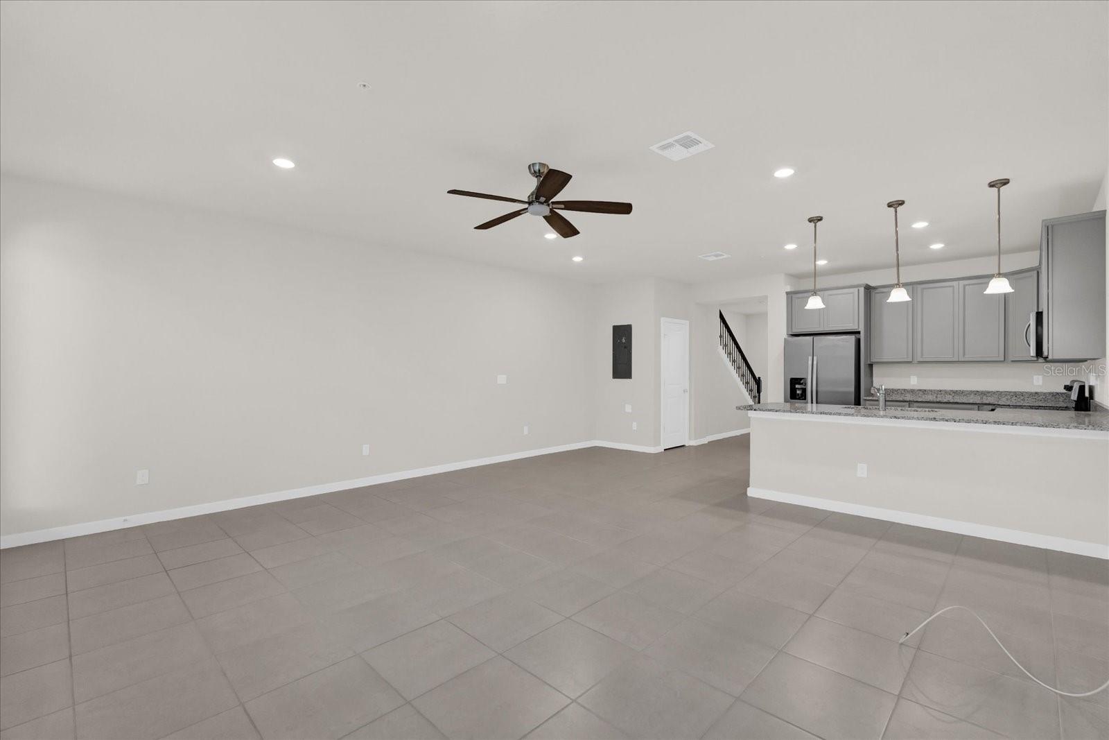 10877 WOODED ACRE ALLEY