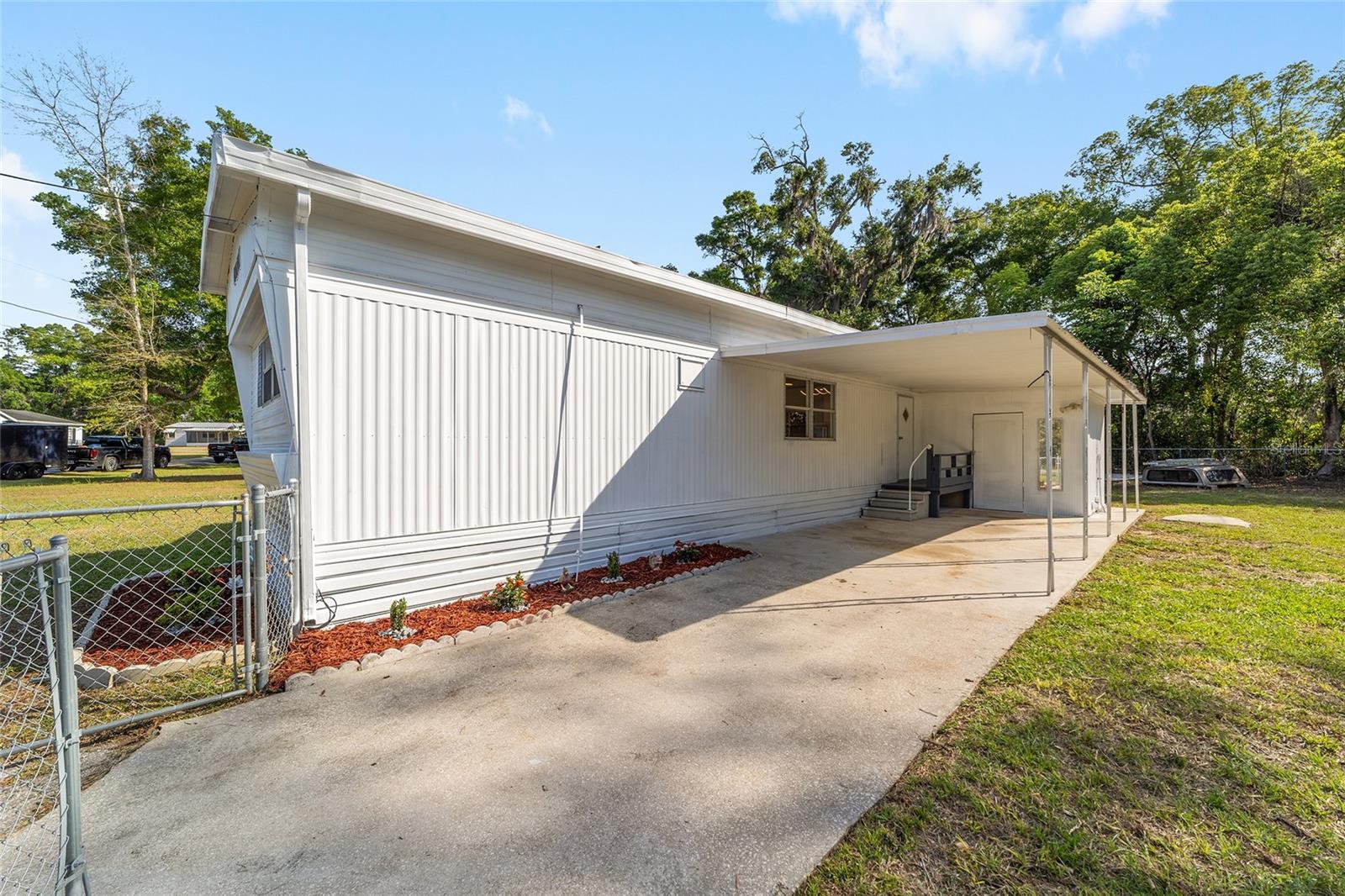 HICKORY HILL - Residential