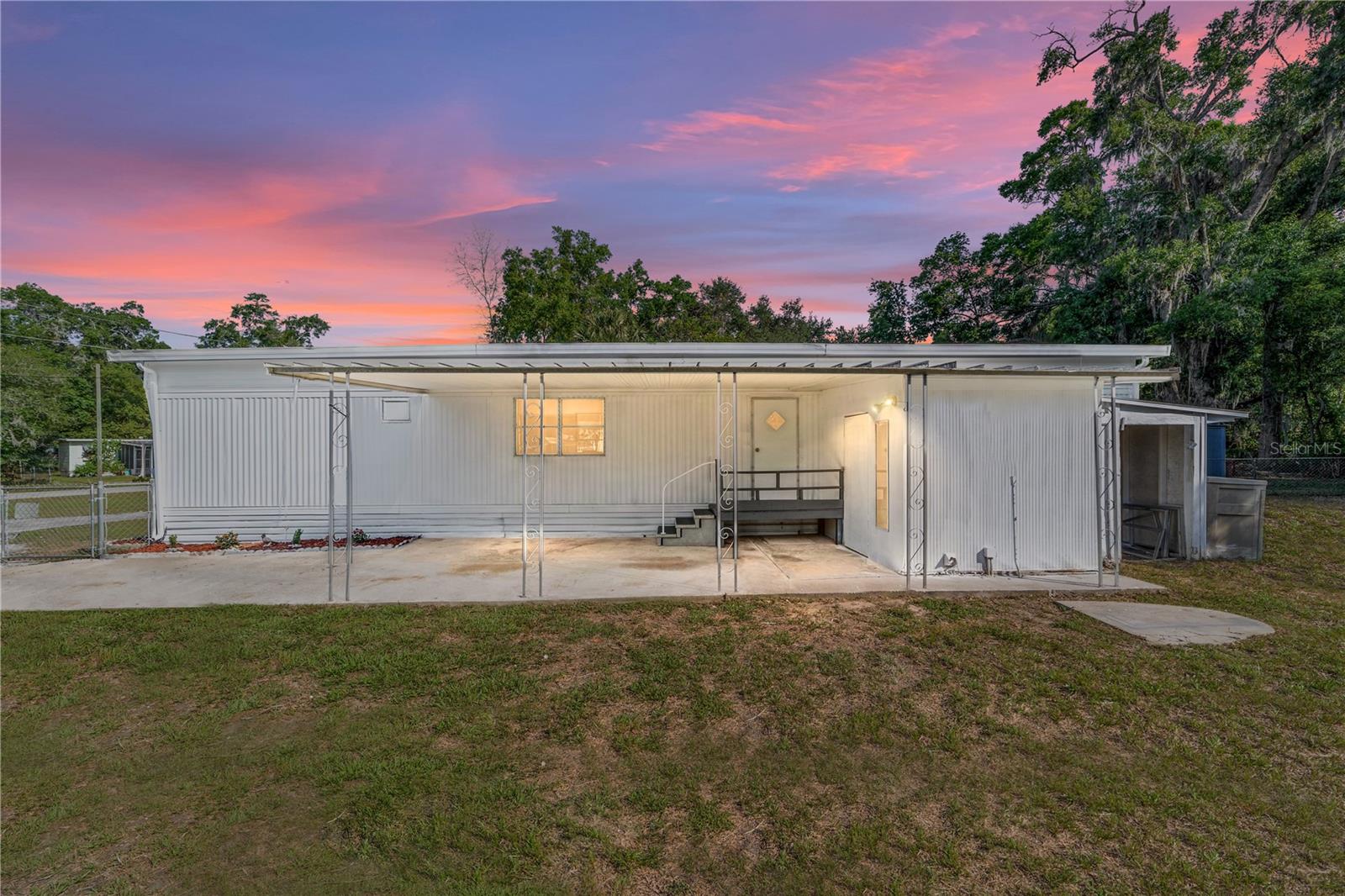 HICKORY HILL - Residential