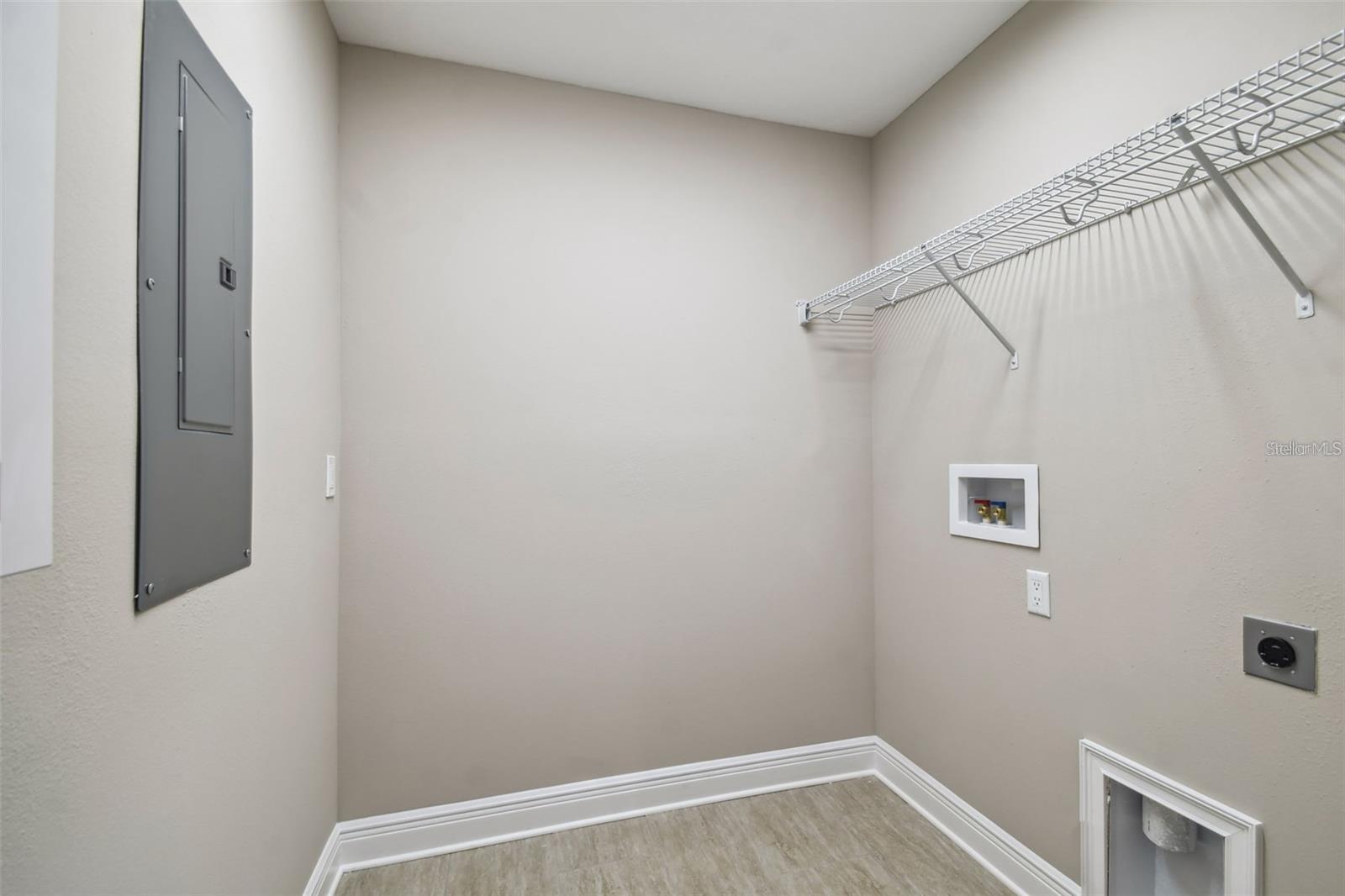 INTER BAY - Residential