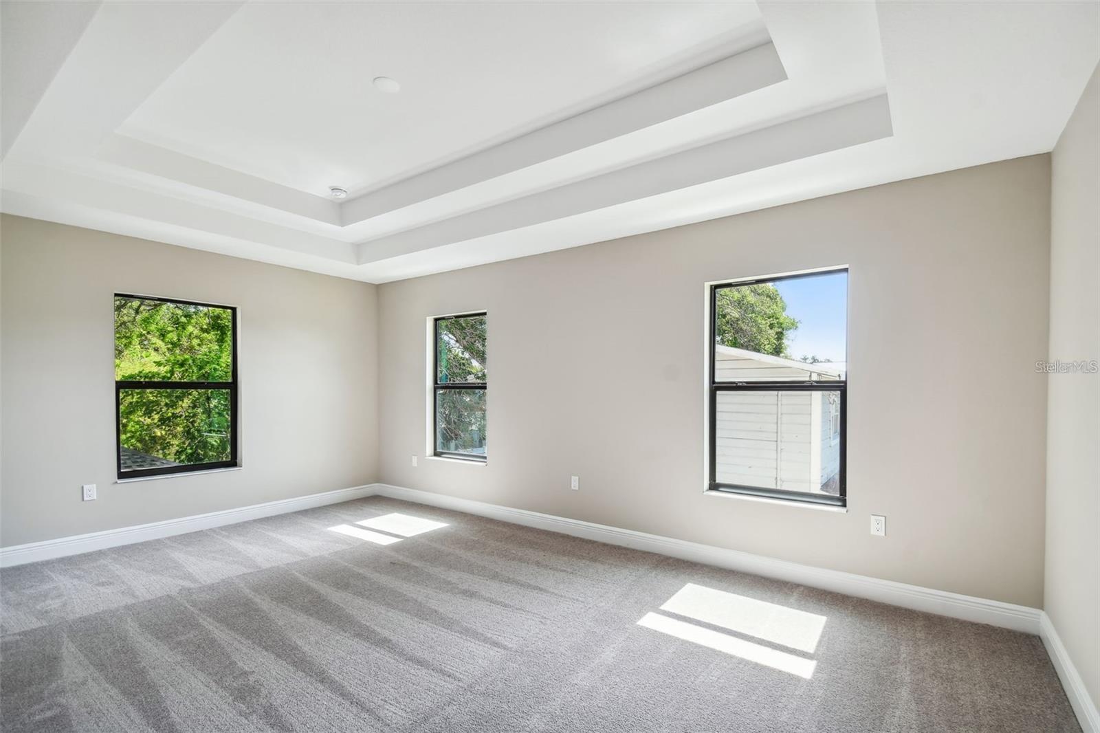 INTER BAY - Residential