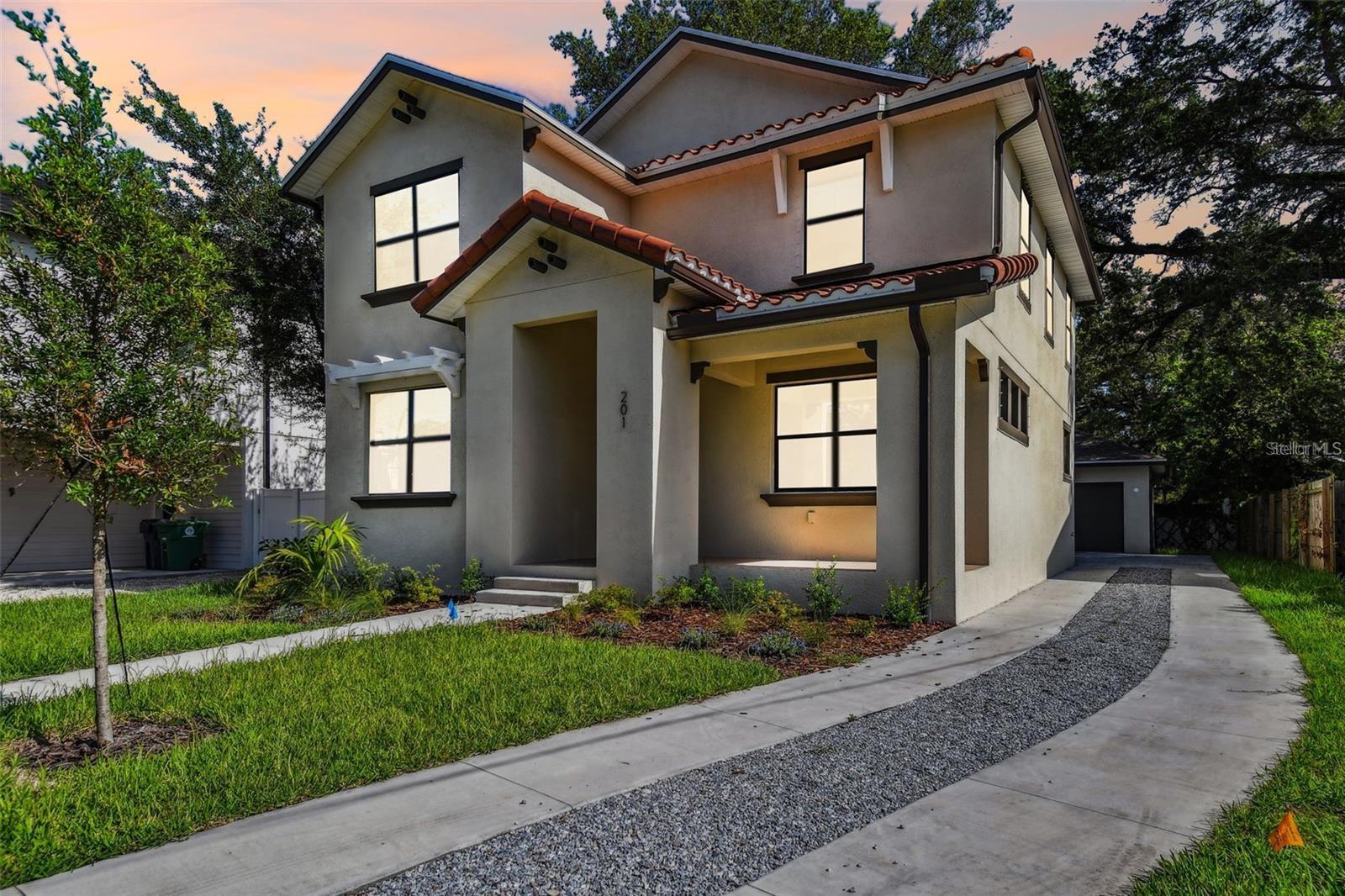 INTER BAY - Residential