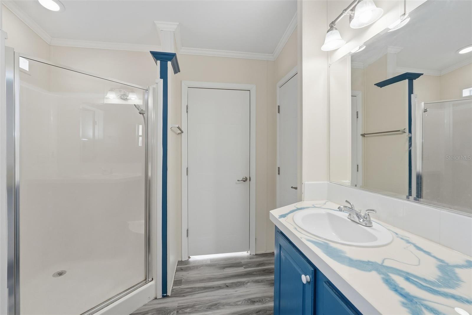 GROVELLA PARK - Residential