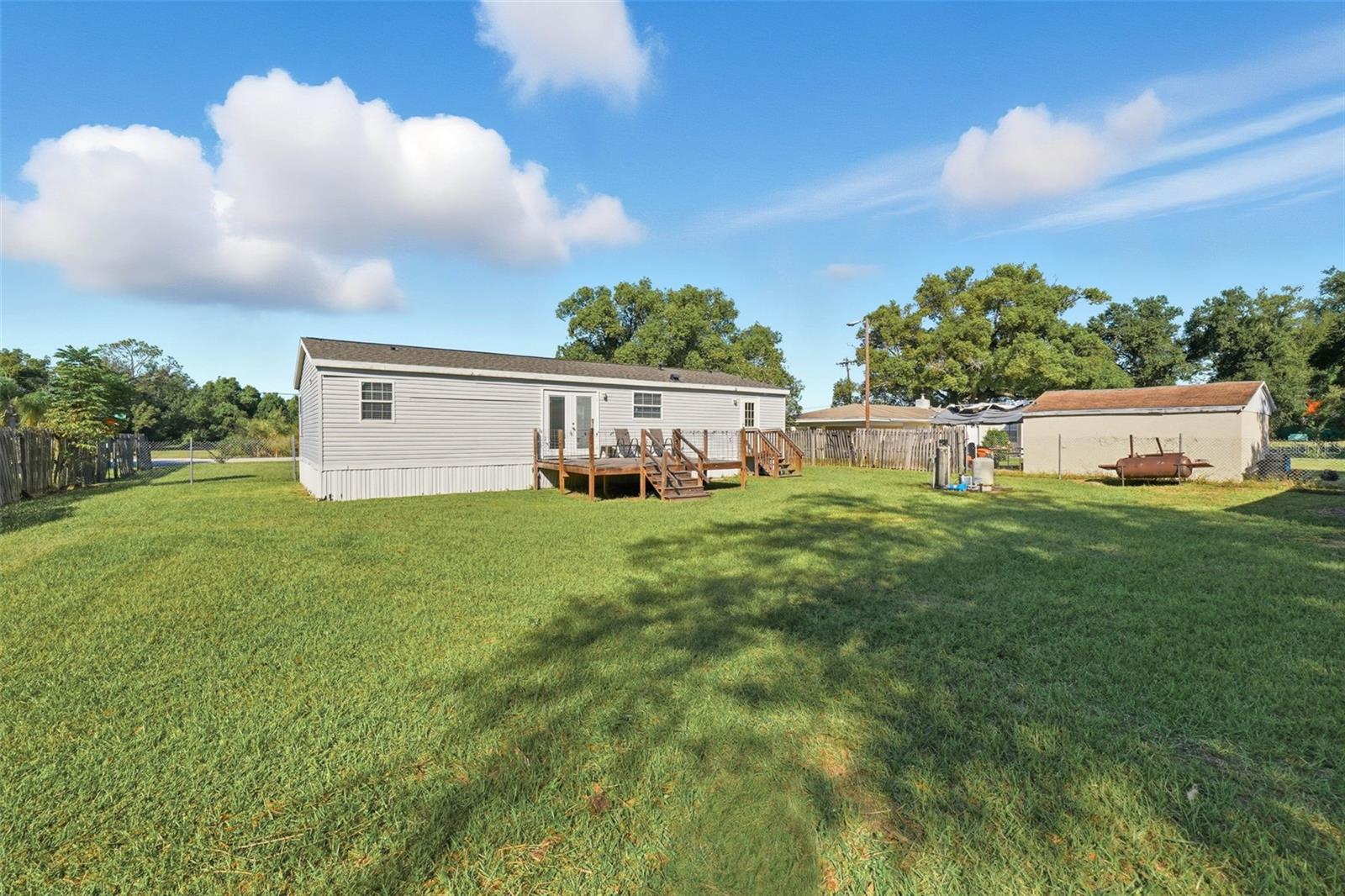 GROVELLA PARK - Residential