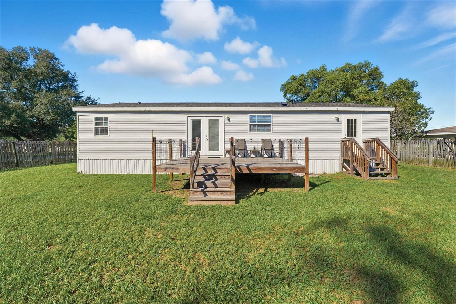 GROVELLA PARK - Residential