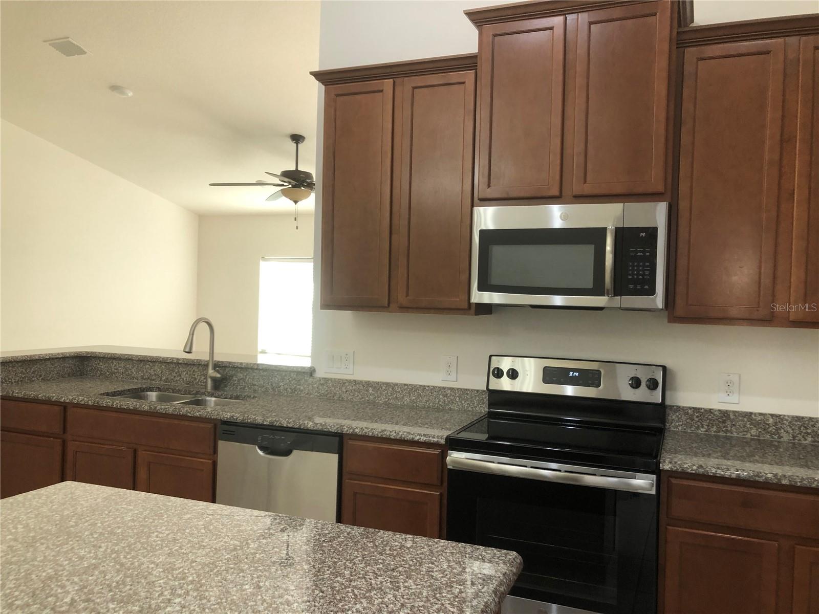 BELLALAGO PH 7L - Residential Lease