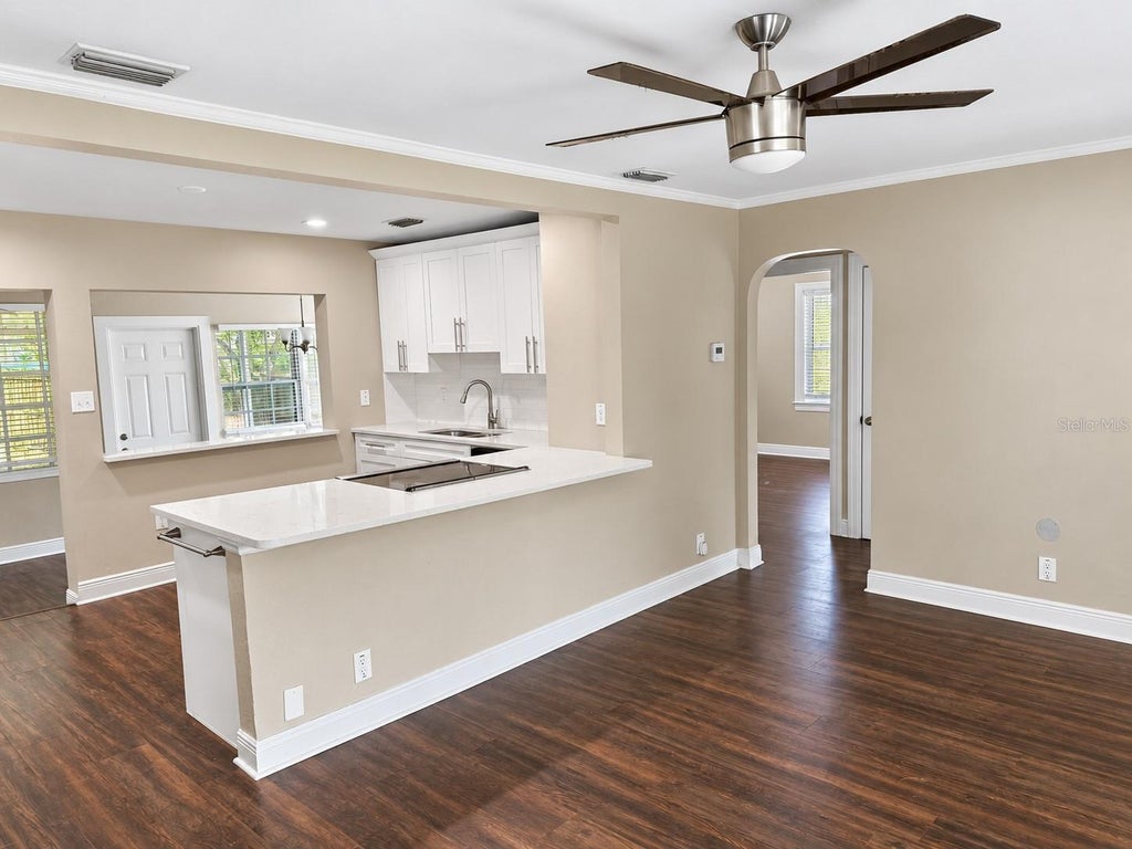 Photo of 3184 11th Avenue N, St Petersburg, FL 33713 (MLS # TB8552984)
