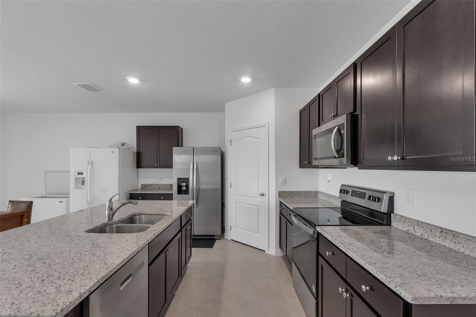 FOREST LAKE PH 2 - Residential