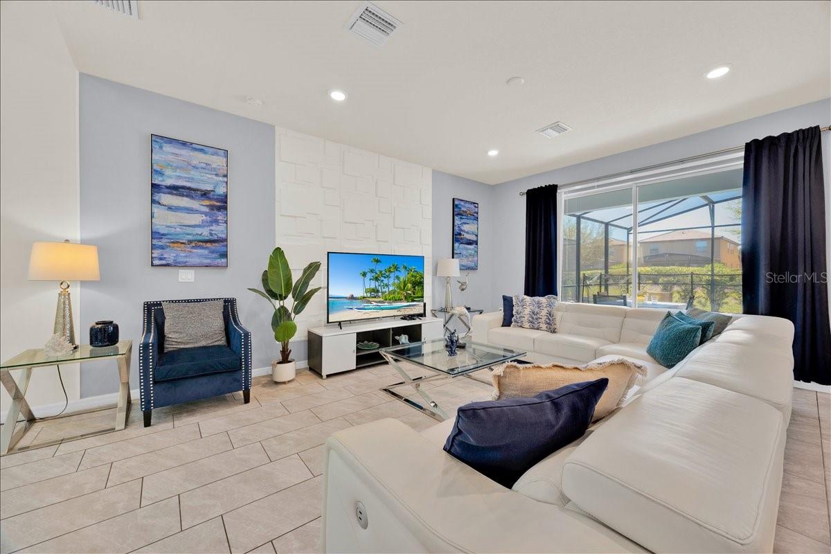 SOLTERRA PH 2B - Residential