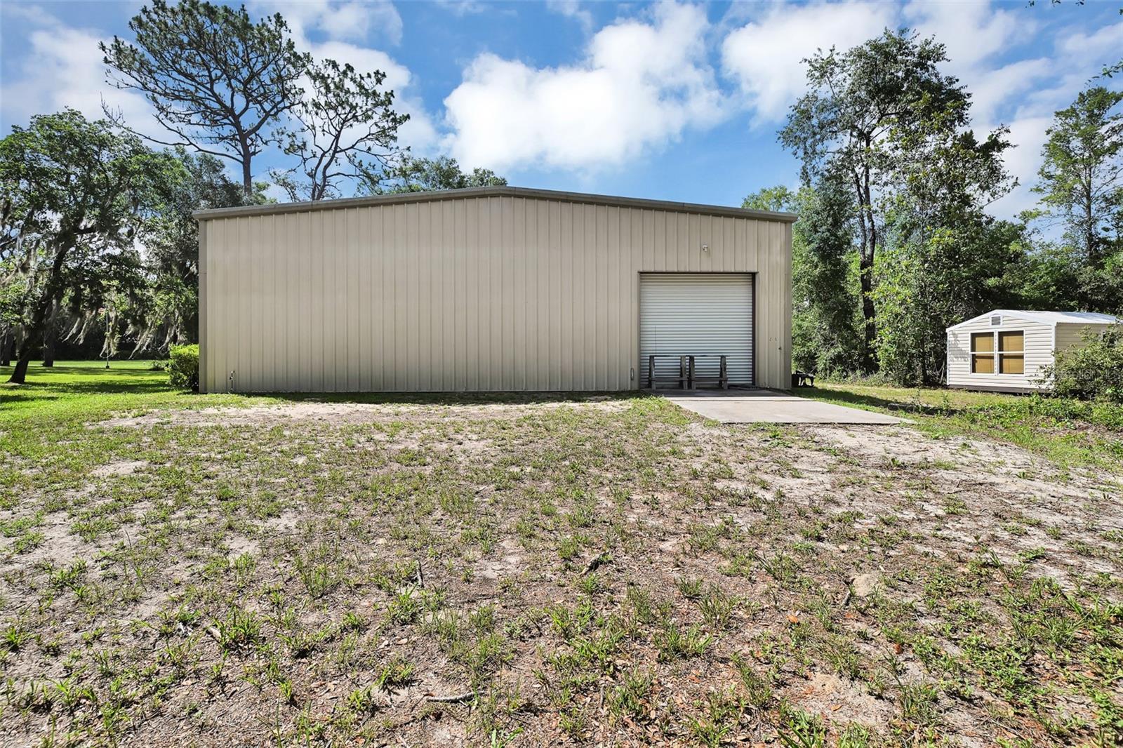 TWELVE OAKS AIR ESTATES - Residential