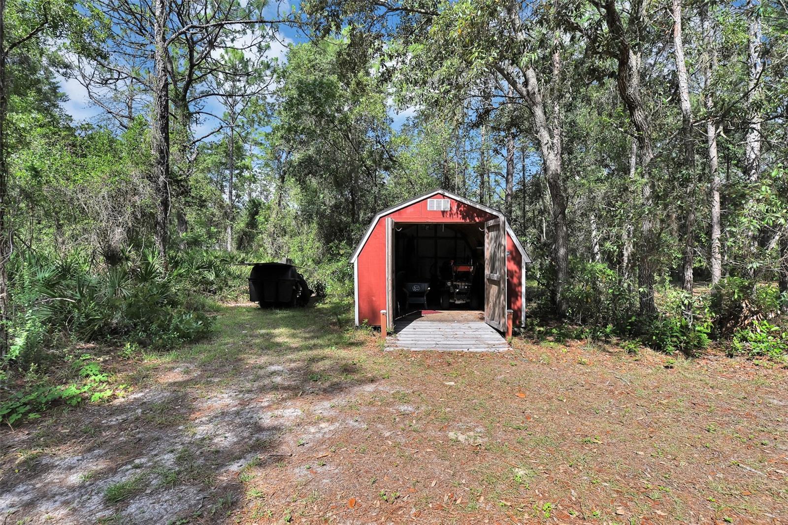 TWELVE OAKS AIR ESTATES - Residential