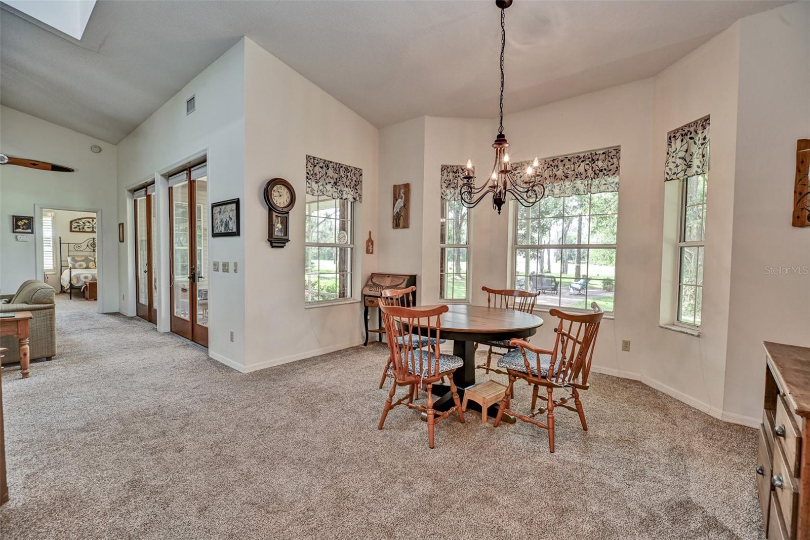 TWELVE OAKS AIR ESTATES - Residential