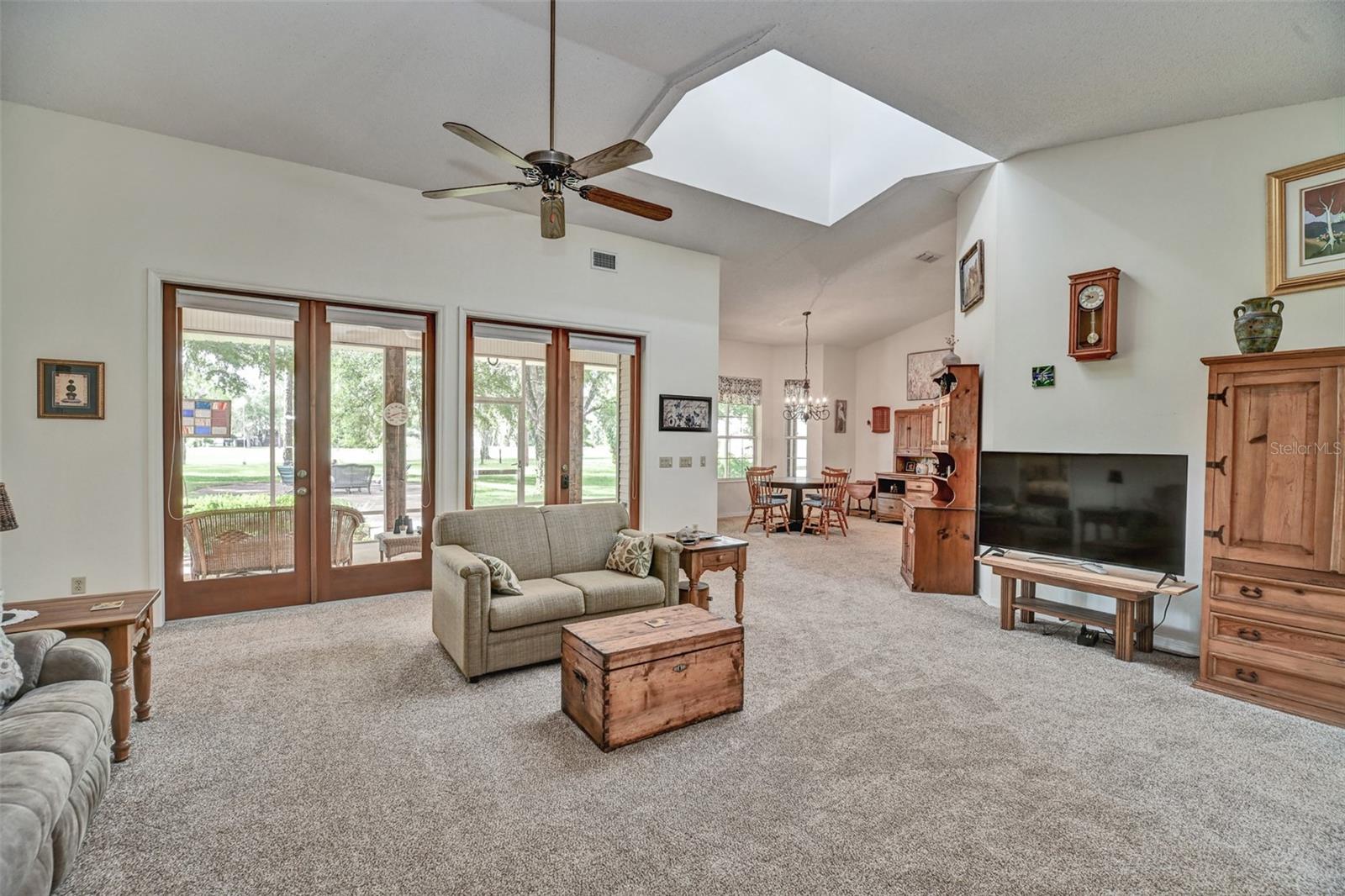 TWELVE OAKS AIR ESTATES - Residential