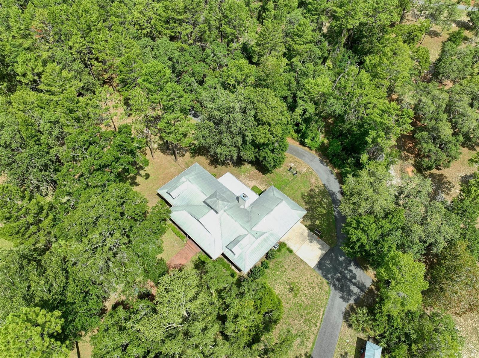 TWELVE OAKS AIR ESTATES - Residential