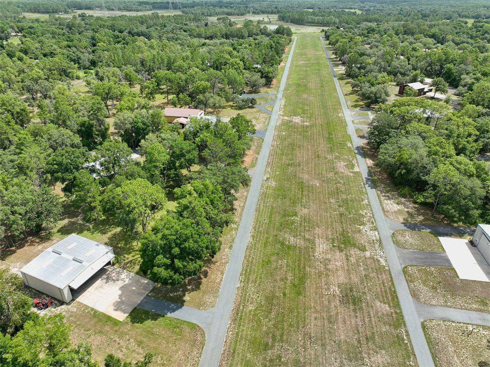 TWELVE OAKS AIR ESTATES - Residential