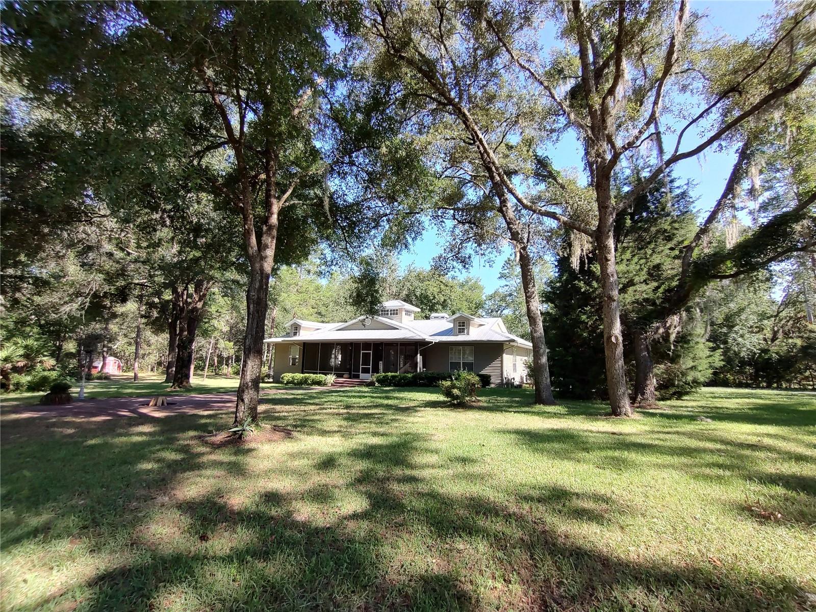 TWELVE OAKS AIR ESTATES - Residential