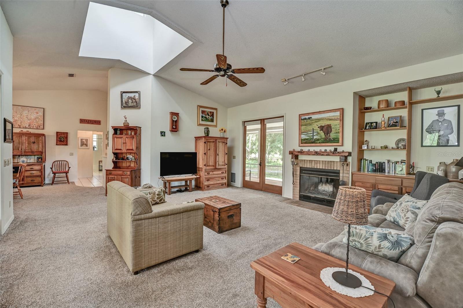 TWELVE OAKS AIR ESTATES - Residential