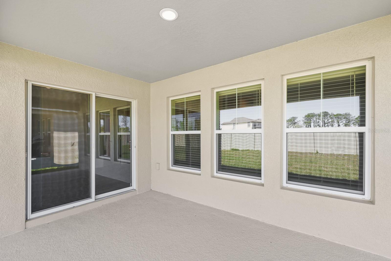 HINTON HAWKSTONE PH 1A2 - Residential Lease