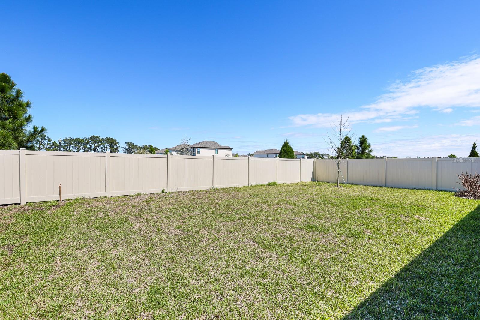 HINTON HAWKSTONE PH 1A2 - Residential Lease