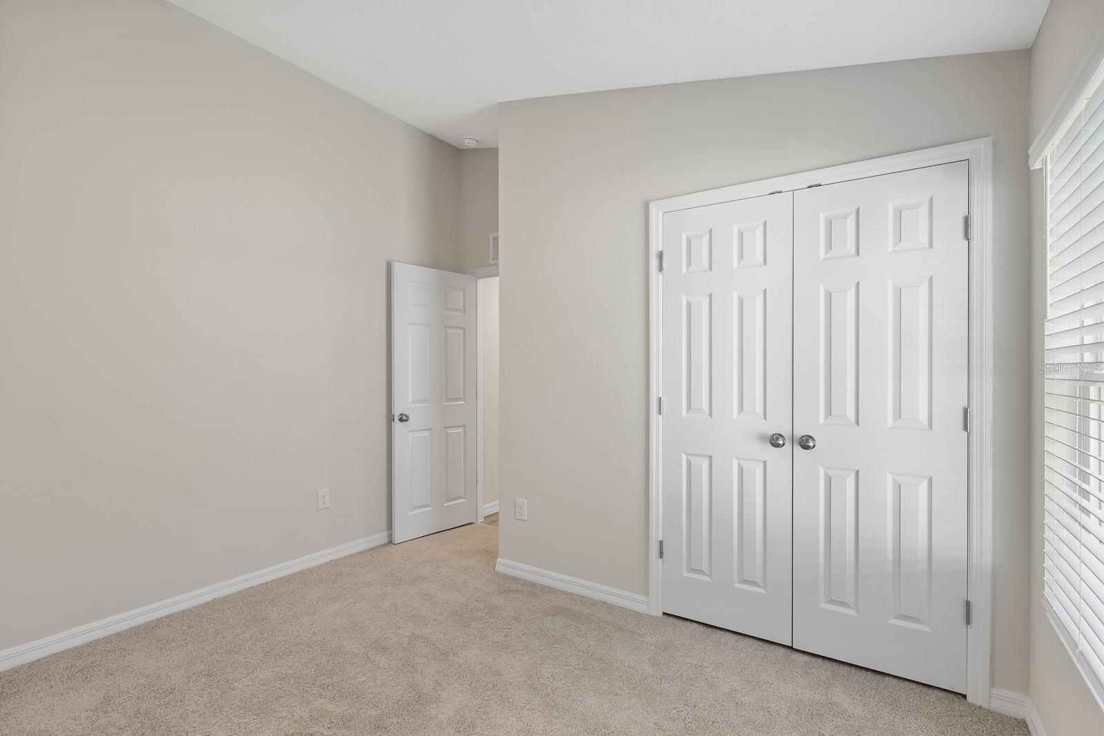 HINTON HAWKSTONE PH 1A2 - Residential Lease