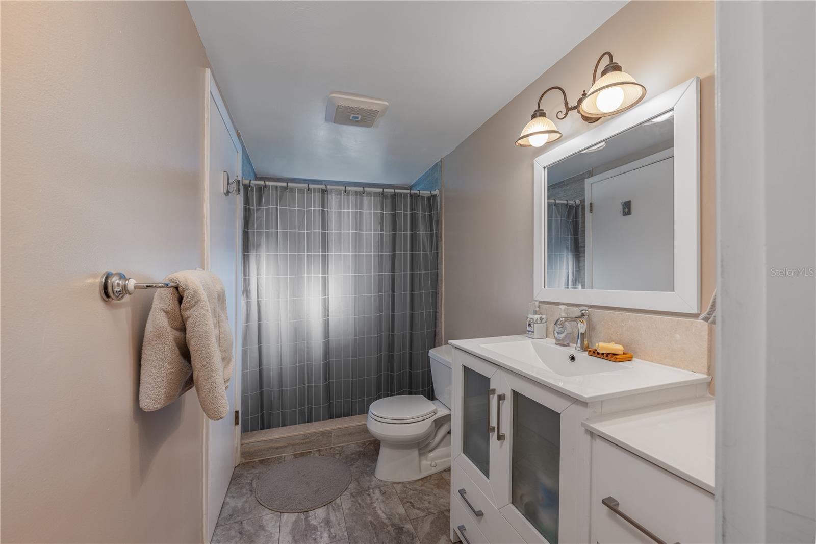 PINECREST - Residential