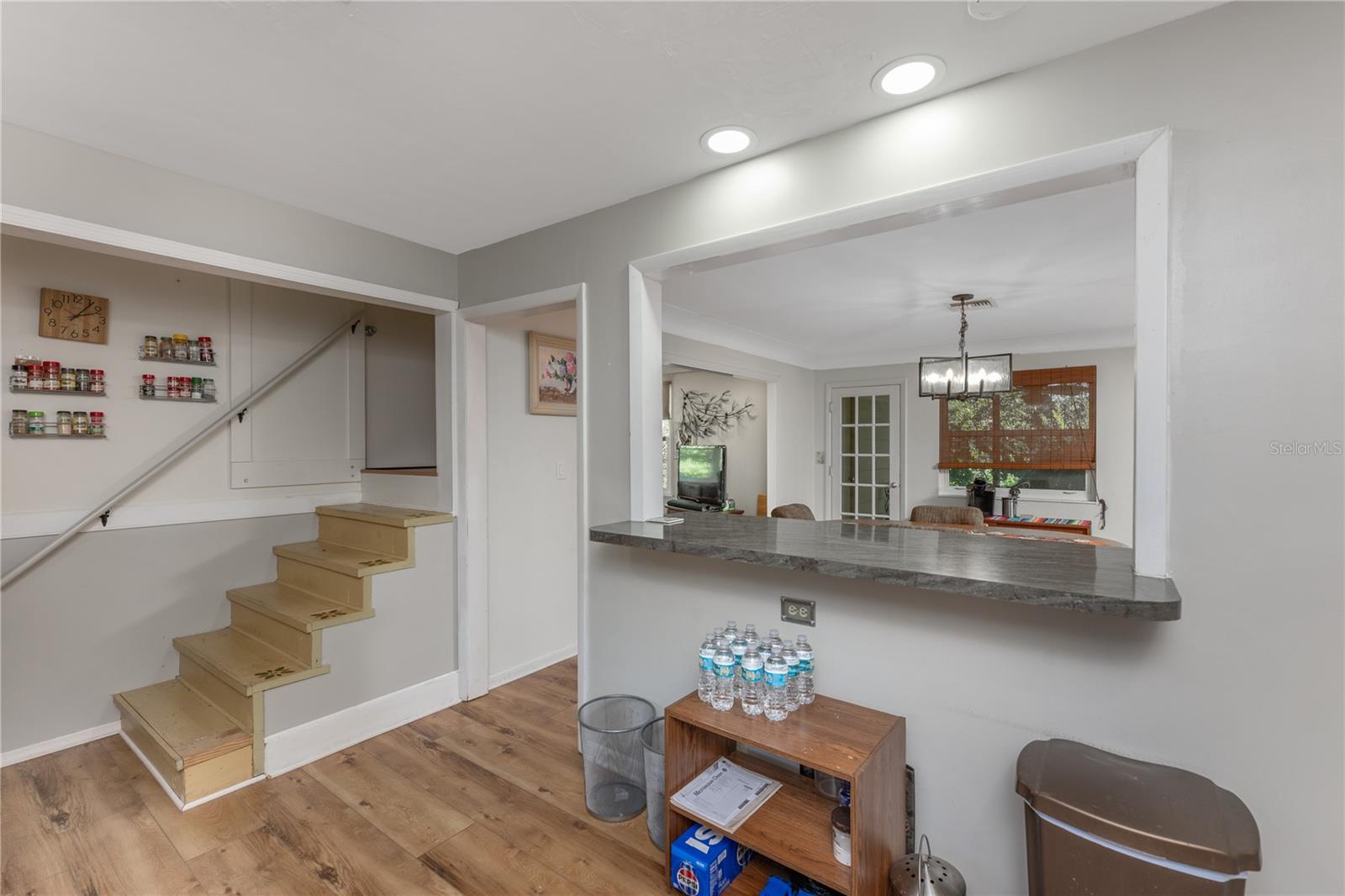 PINECREST - Residential