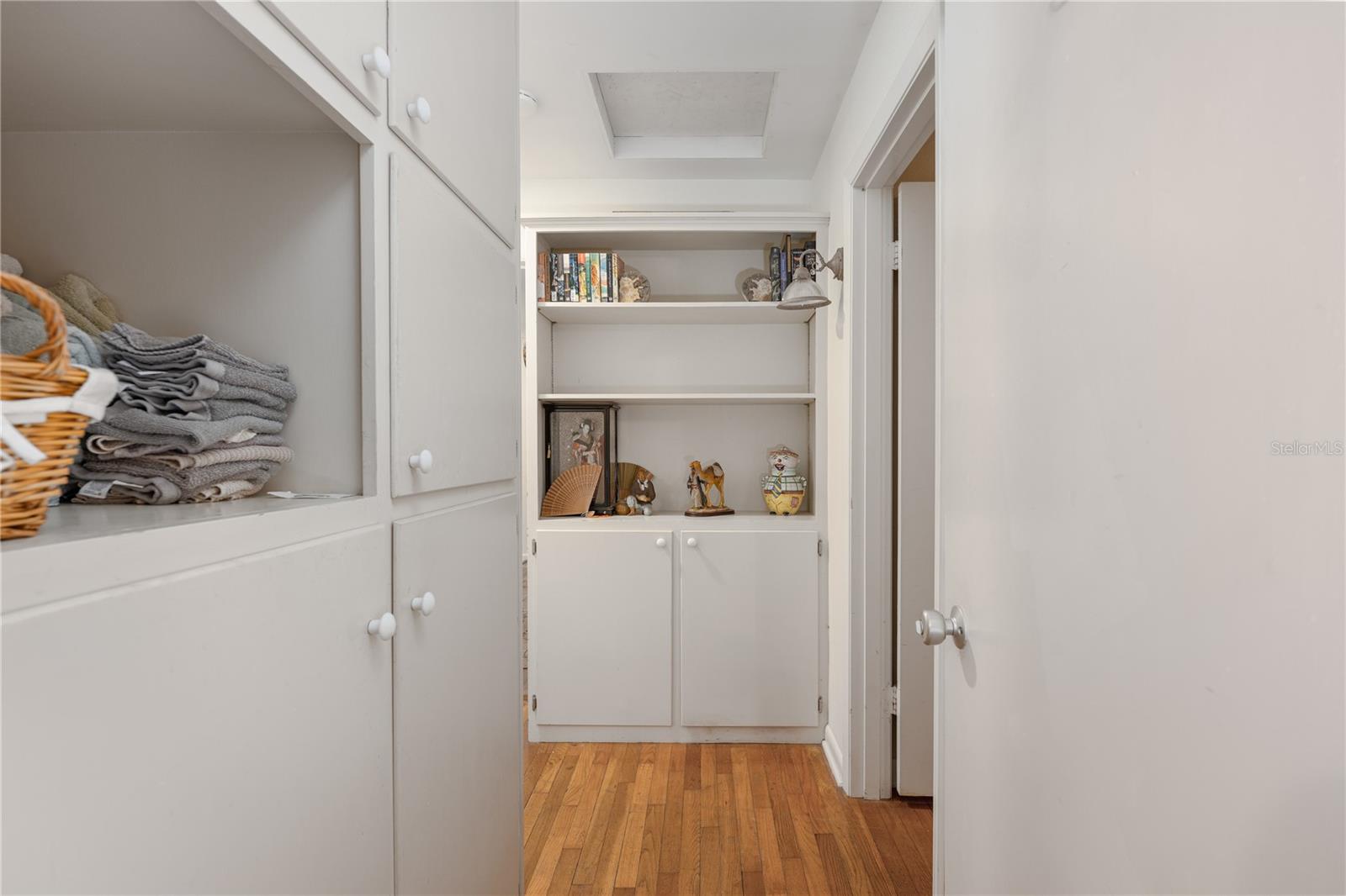 PINECREST - Residential