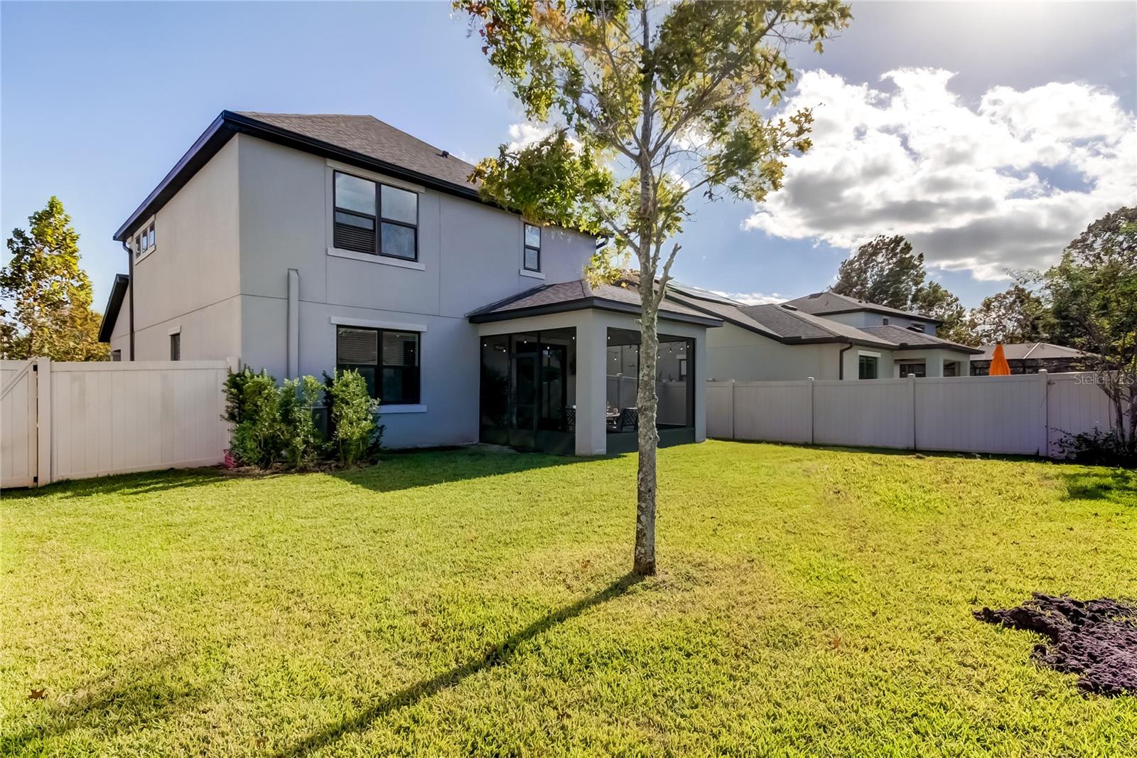 STARKEY RANCH VILLAGE 1 PH 2A - Residential Lease