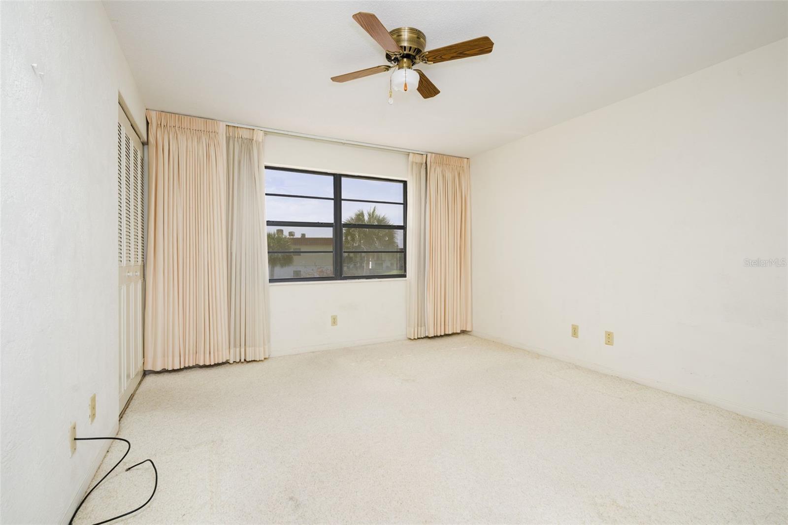 OCEAN PALM VILLAS - Residential