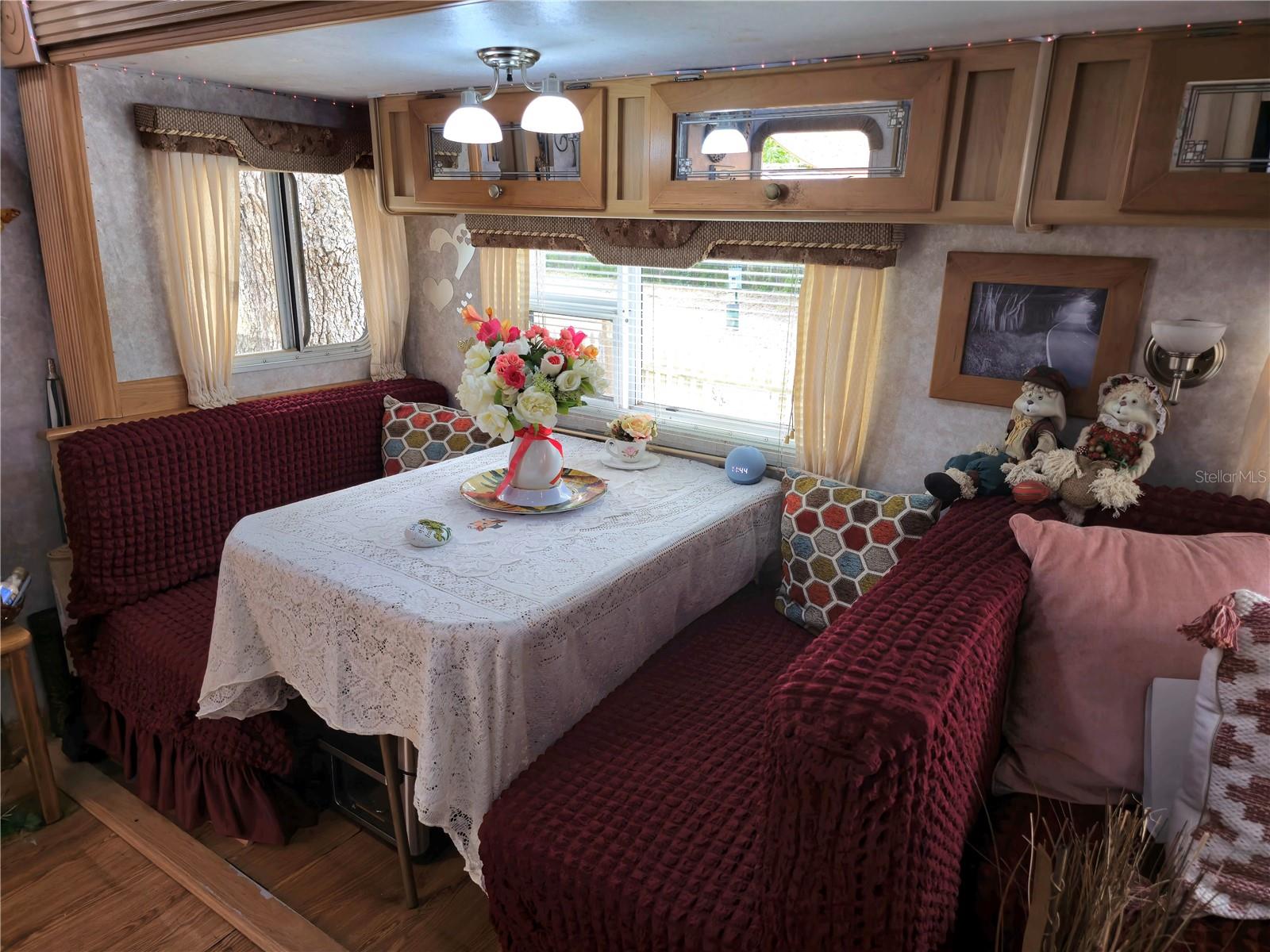 YOGI BEARS JELLYSTONE PARK CAMP - Land