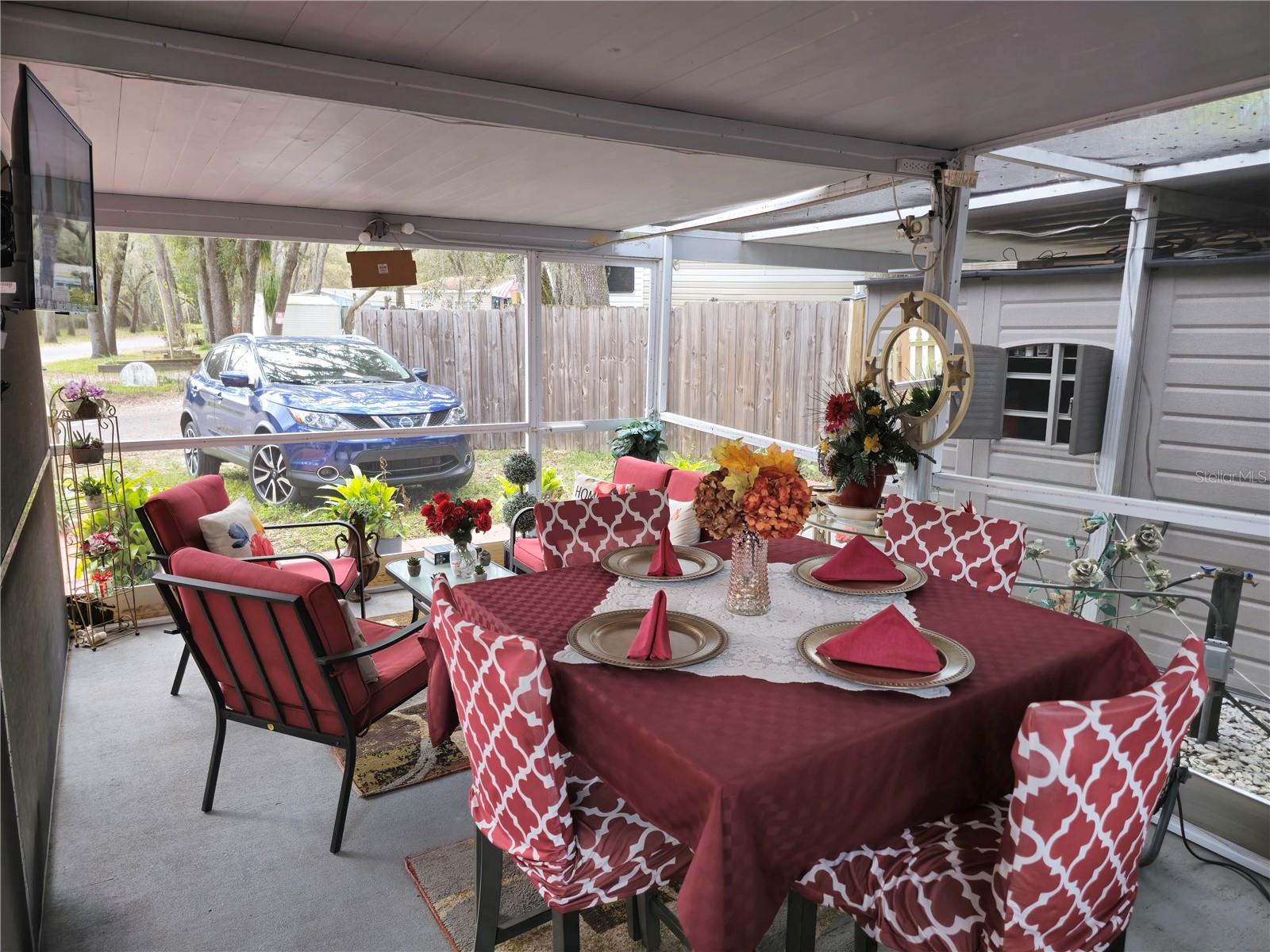 YOGI BEARS JELLYSTONE PARK CAMP - Land