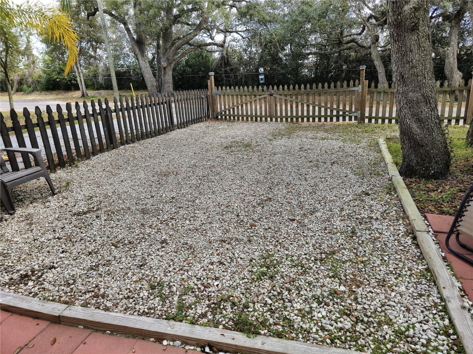 YOGI BEARS JELLYSTONE PARK CAMP - Land
