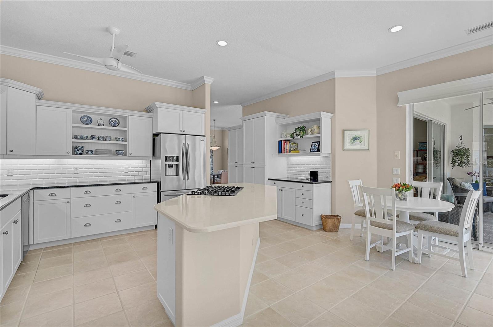 CALUSA LAKES - Residential