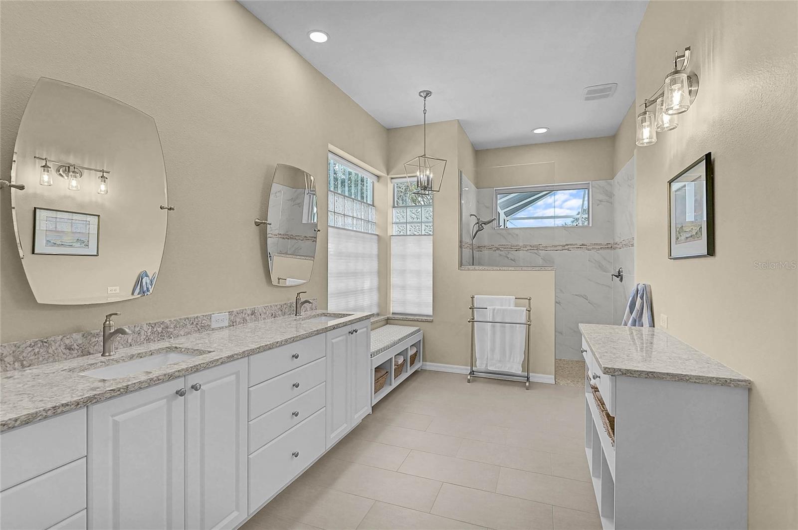 CALUSA LAKES - Residential