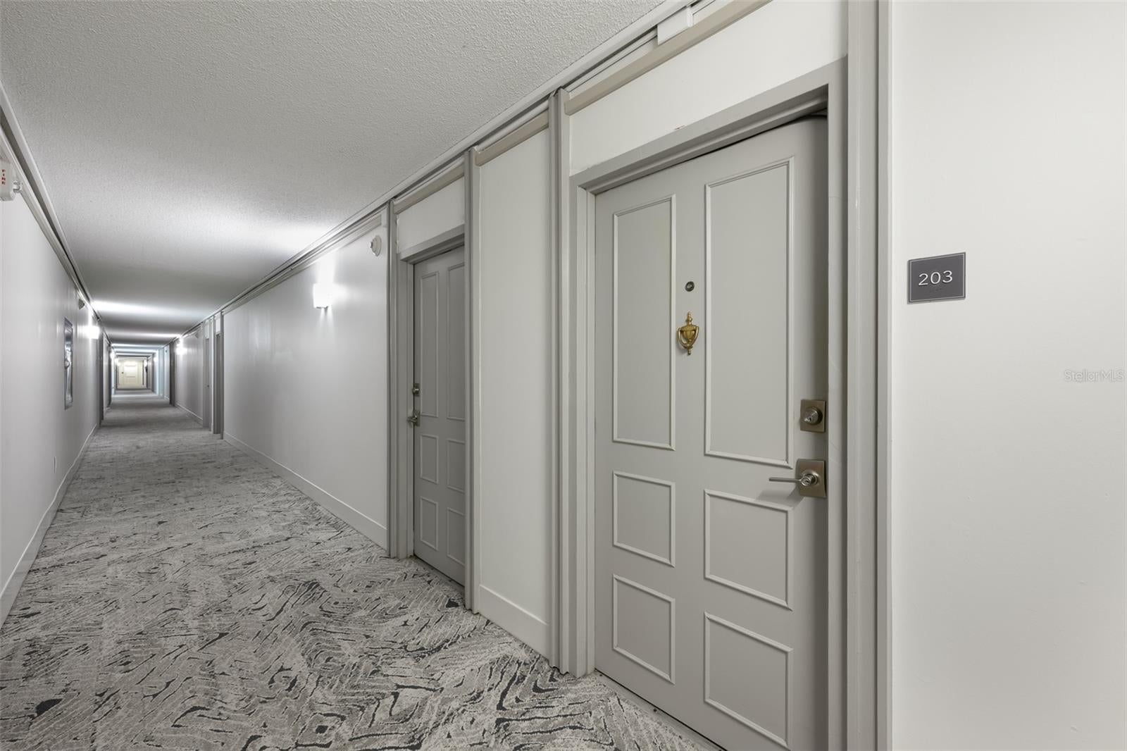 2401 BAYSHORE BOULEVARD 203