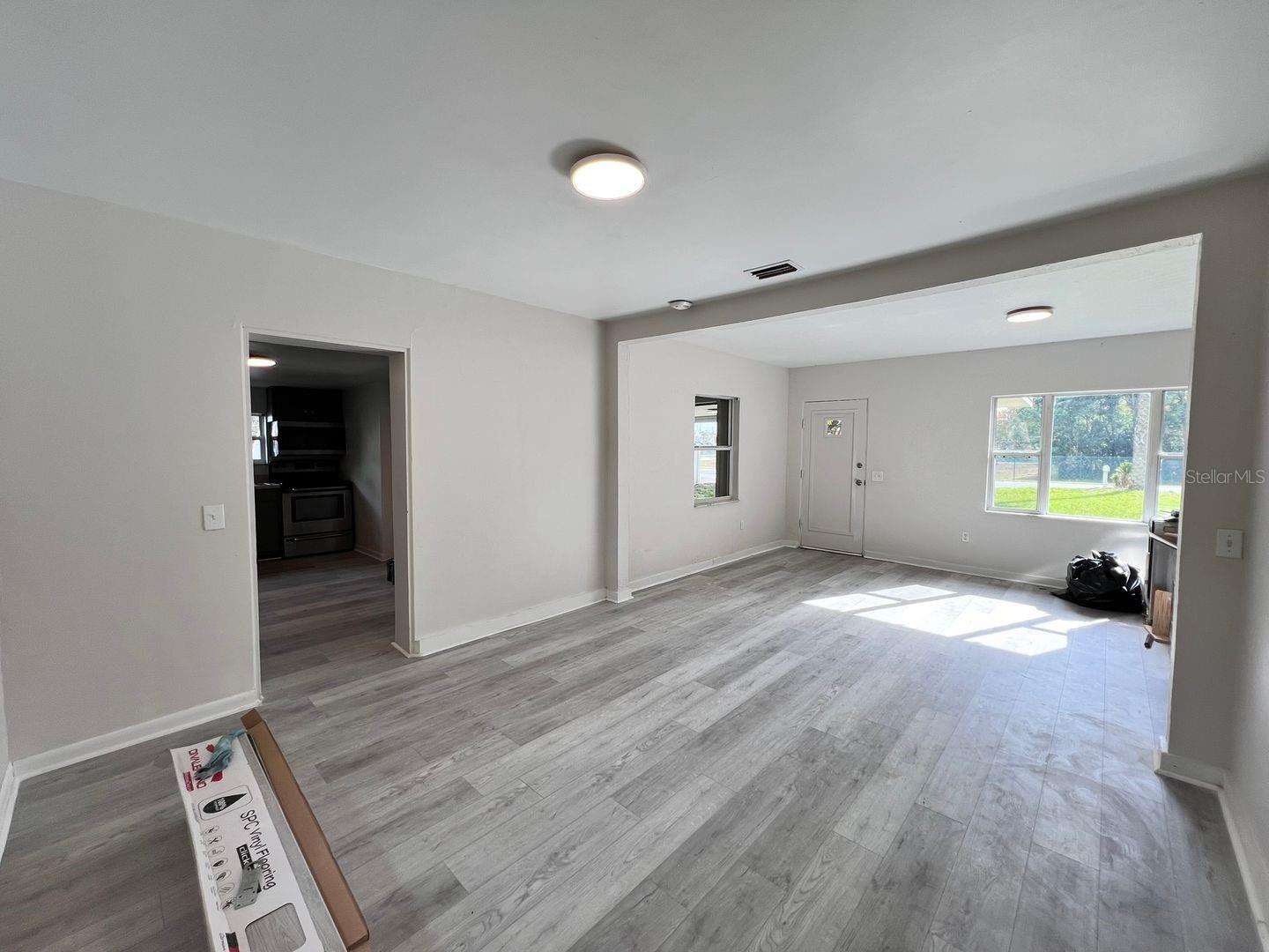 107 OAKLAND DRIVE