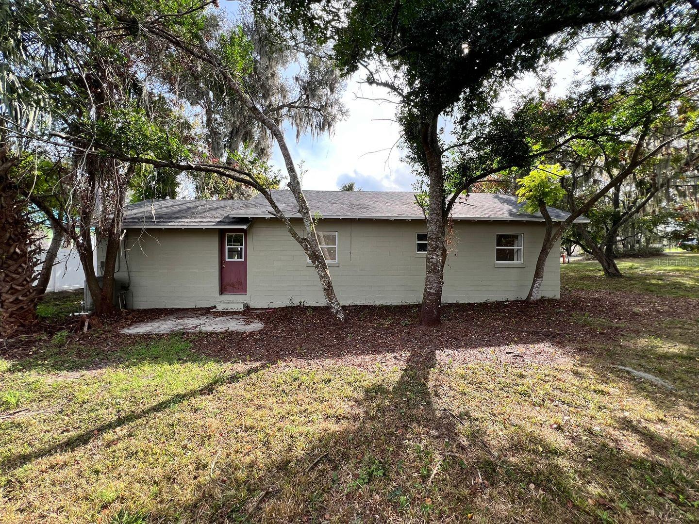 107 OAKLAND DRIVE