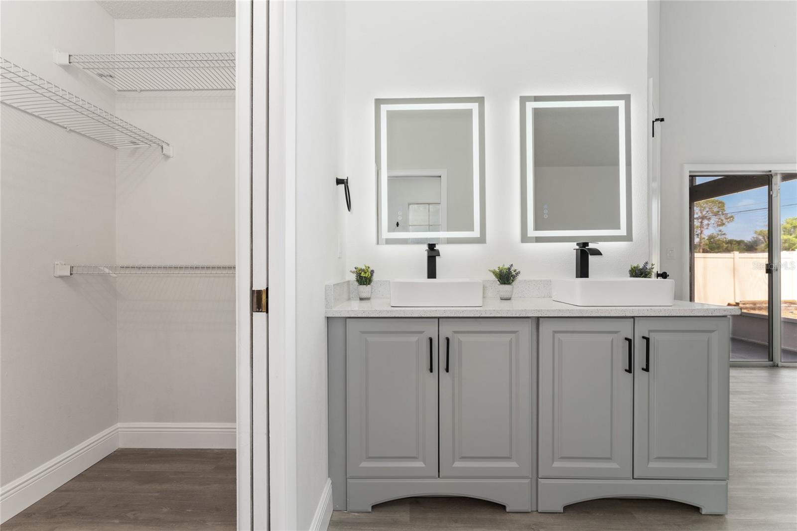 HIAWASSEE LANDINGS - Residential