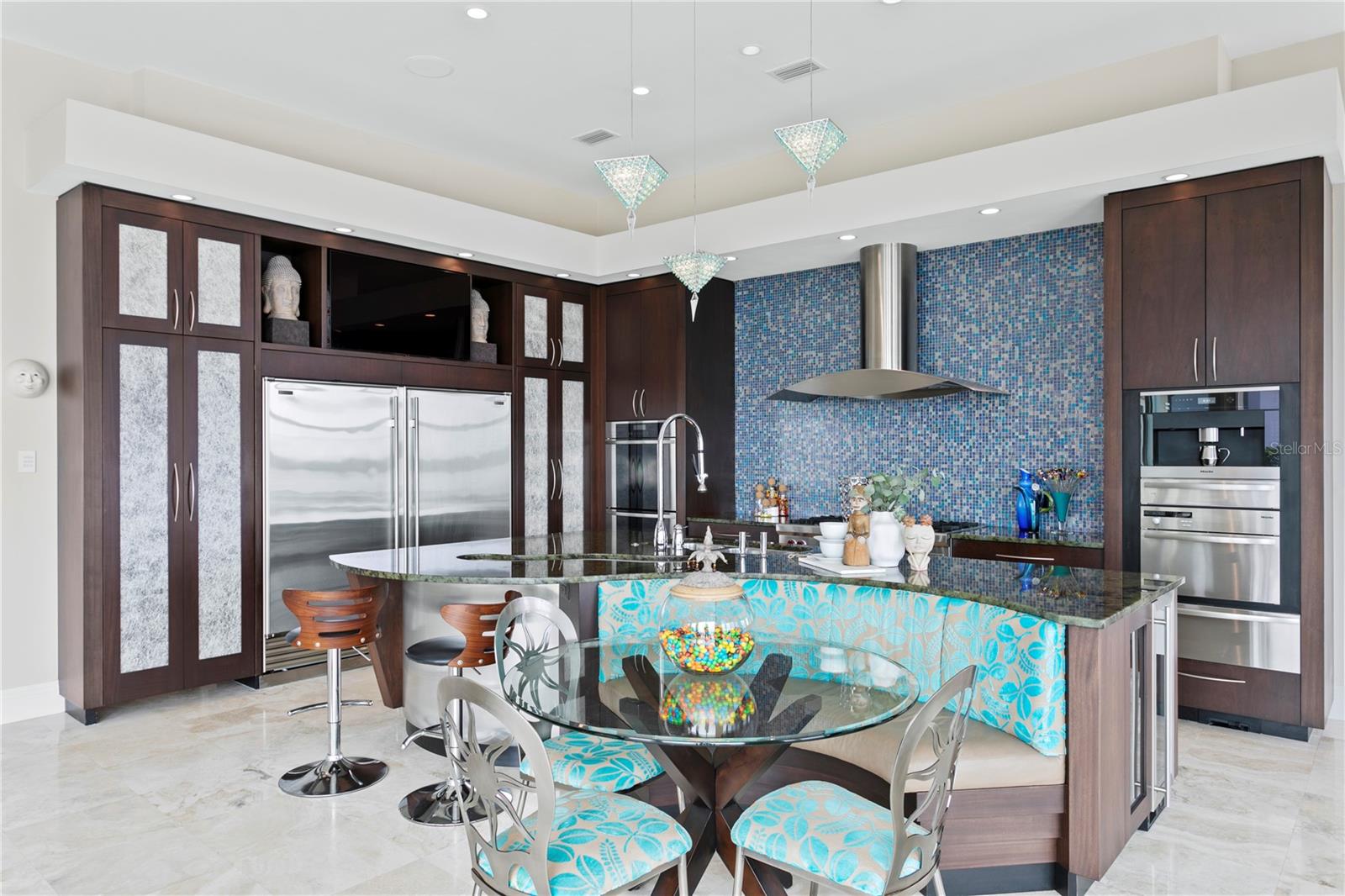 VENETIAN ISLES - Residential