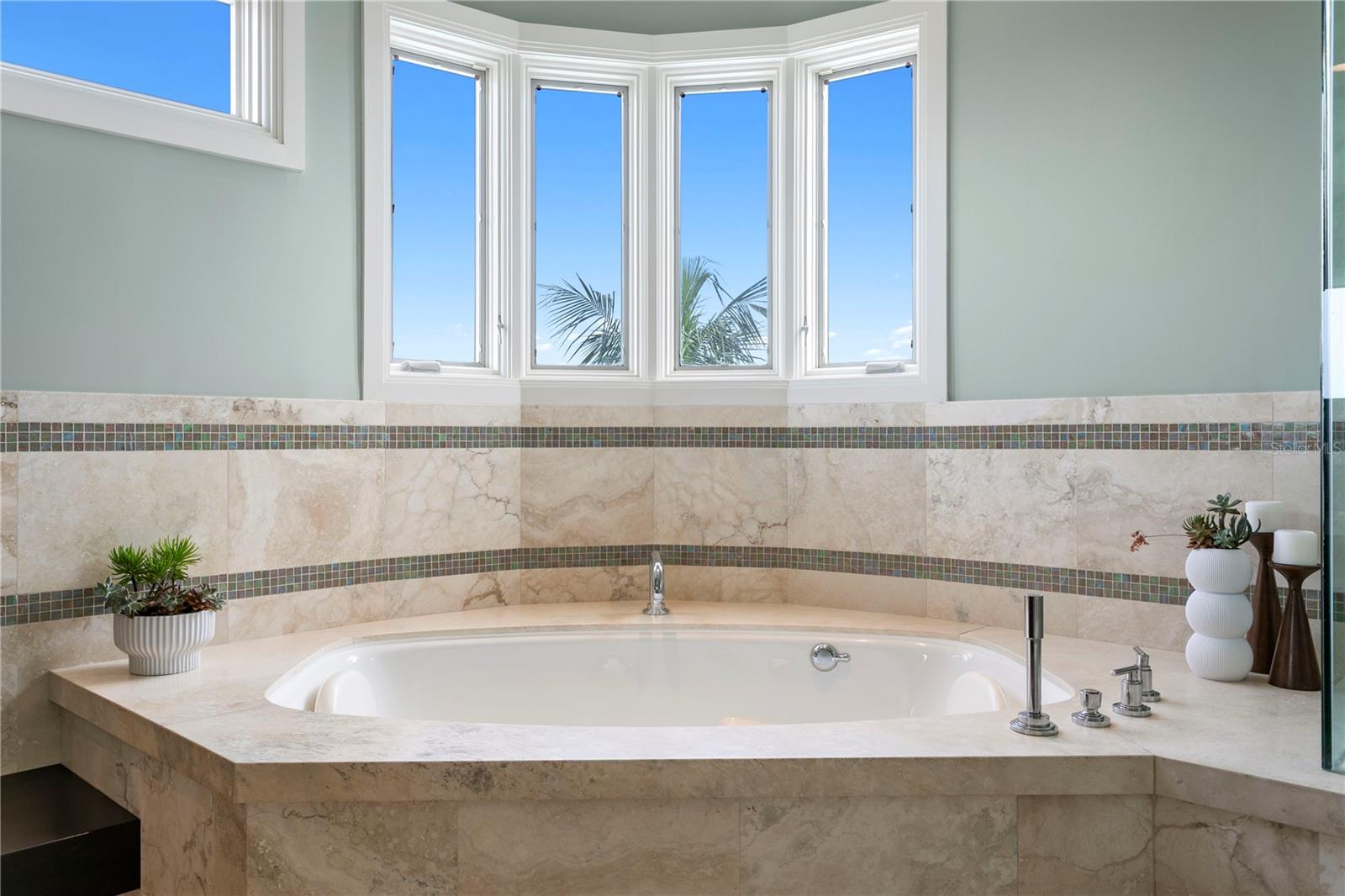 VENETIAN ISLES - Residential