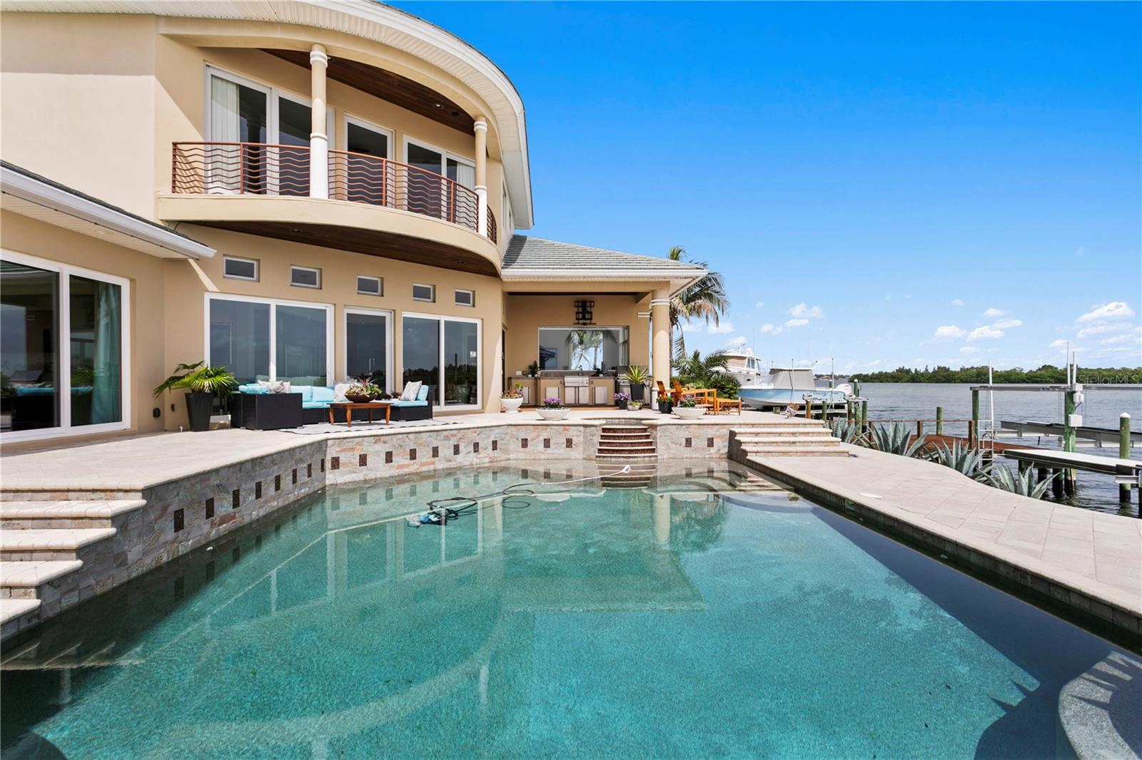 VENETIAN ISLES - Residential