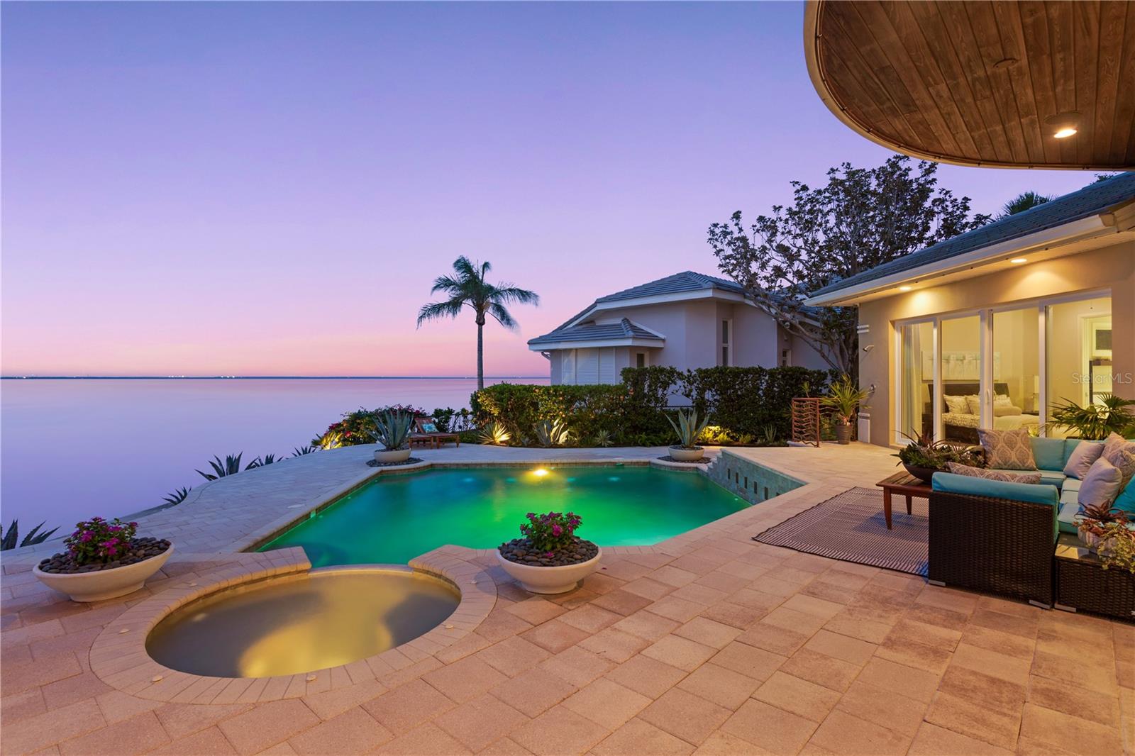 VENETIAN ISLES - Residential