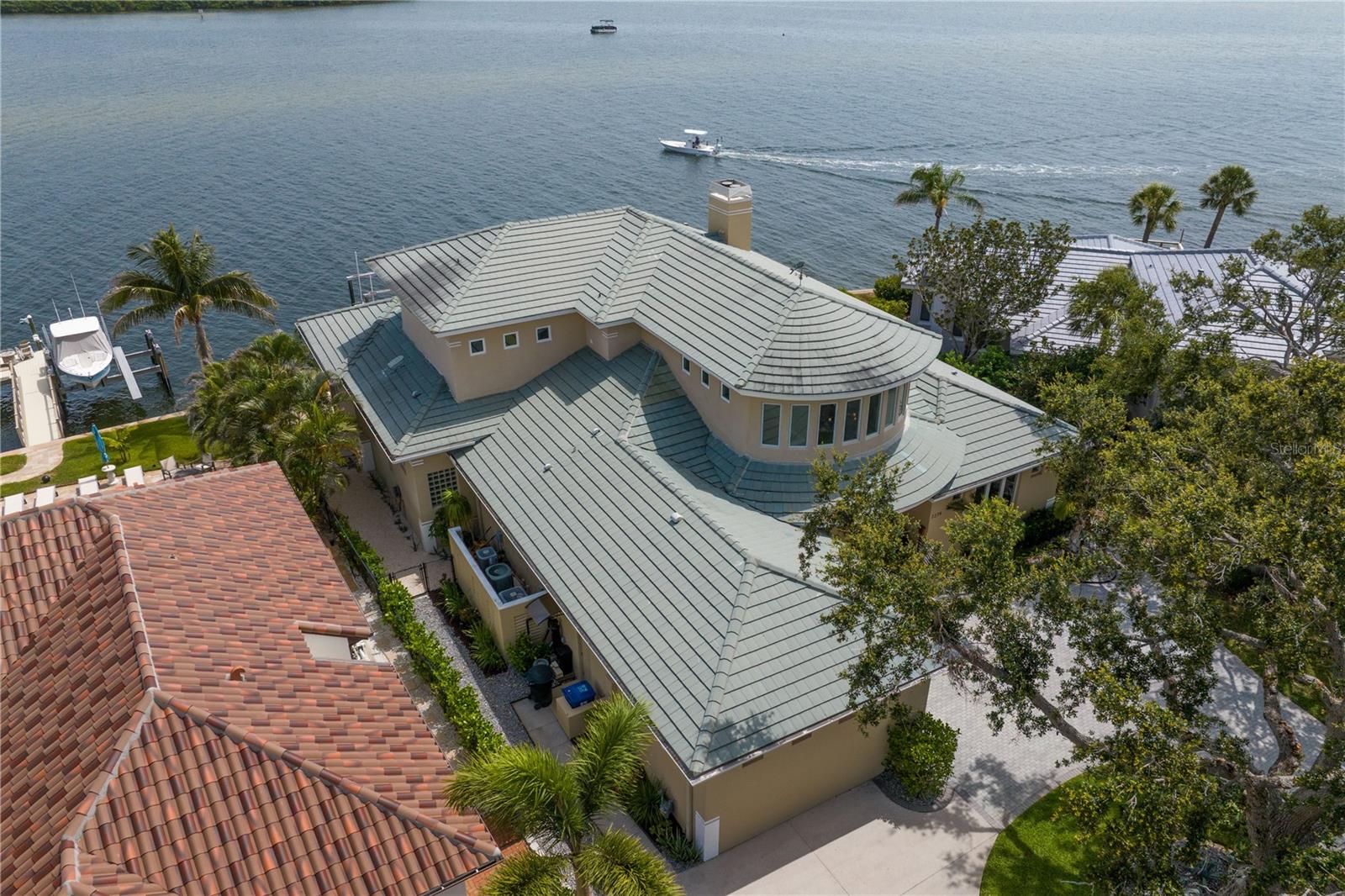 VENETIAN ISLES - Residential