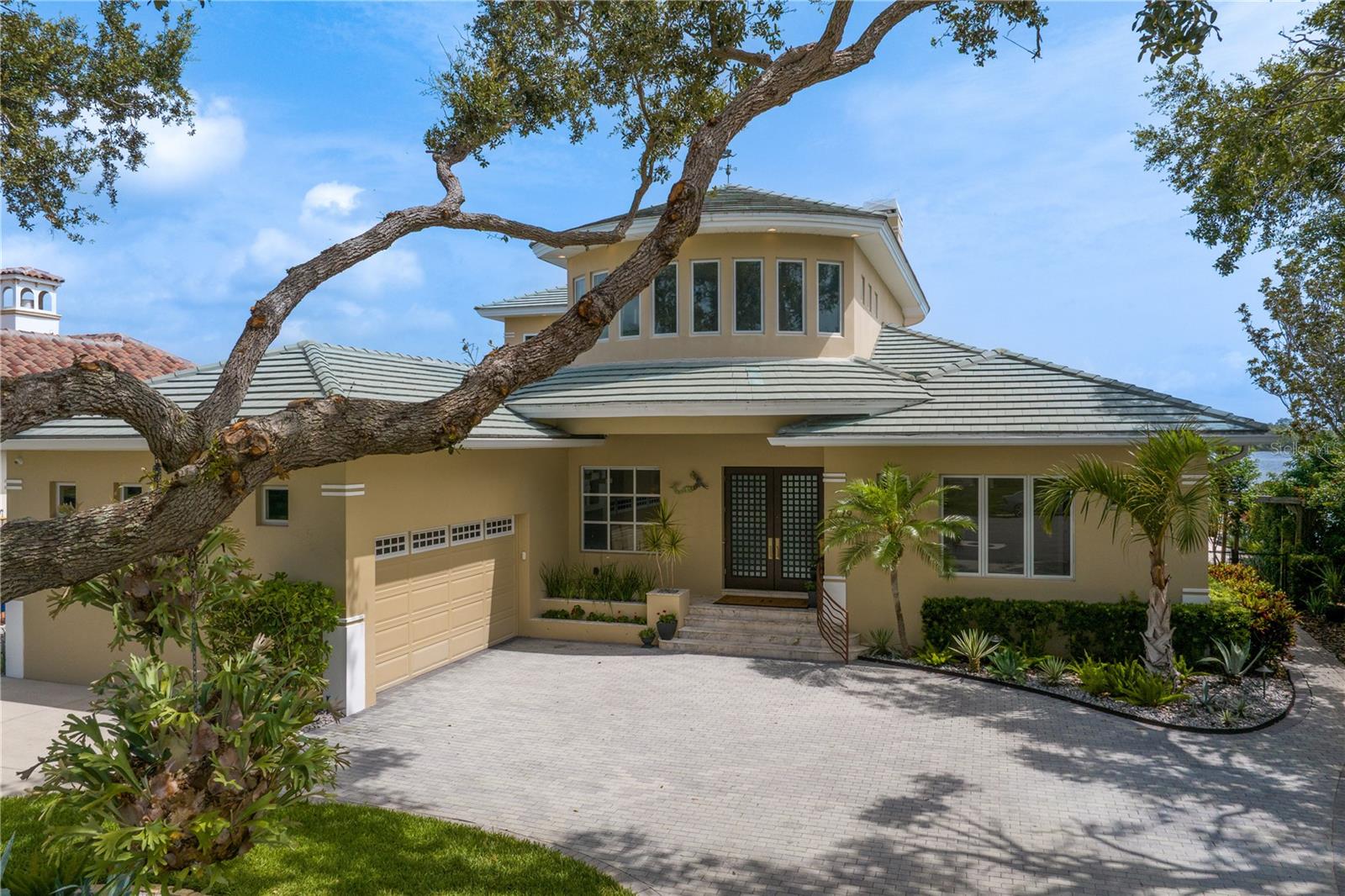 VENETIAN ISLES - Residential