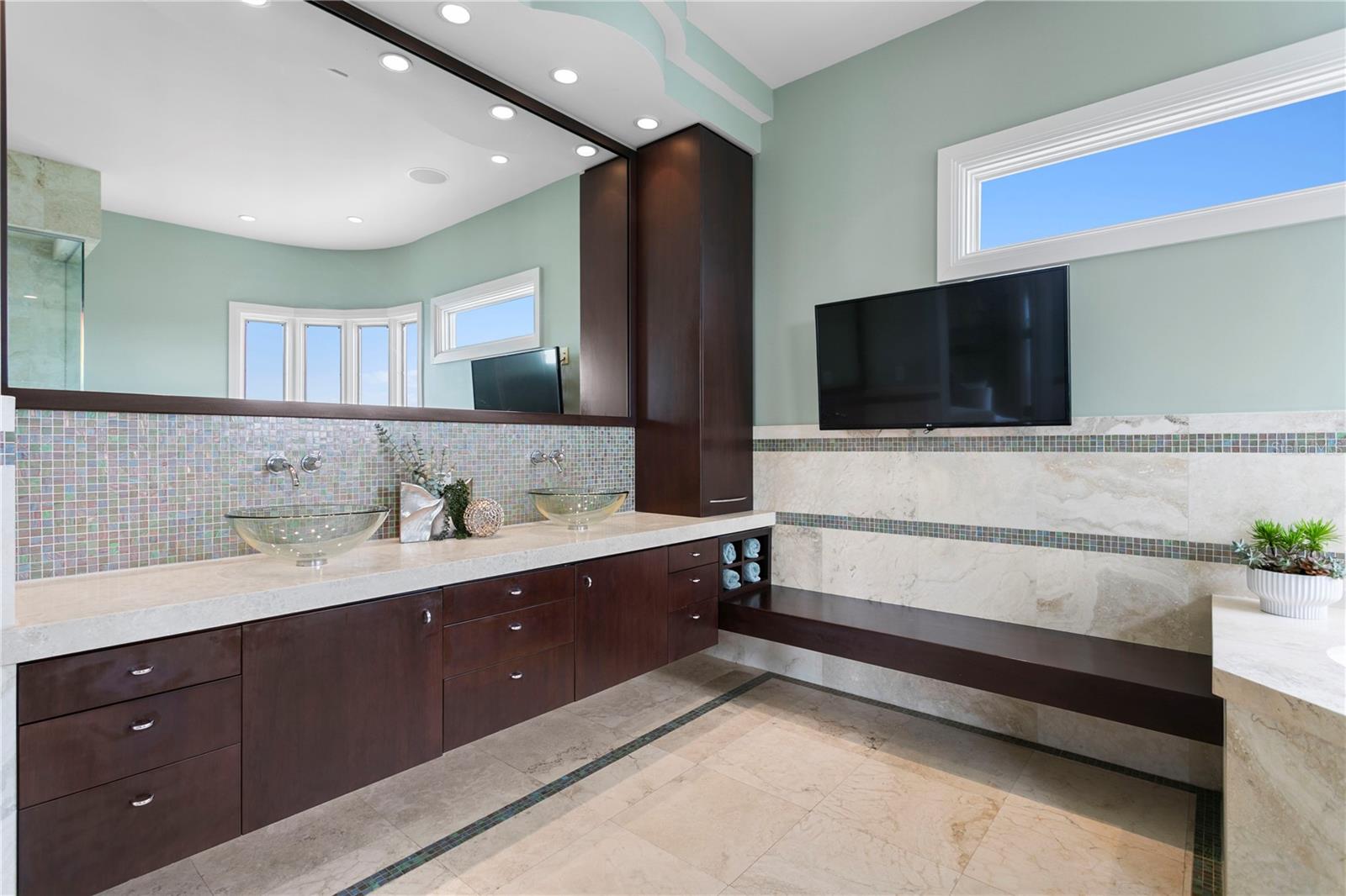 VENETIAN ISLES - Residential