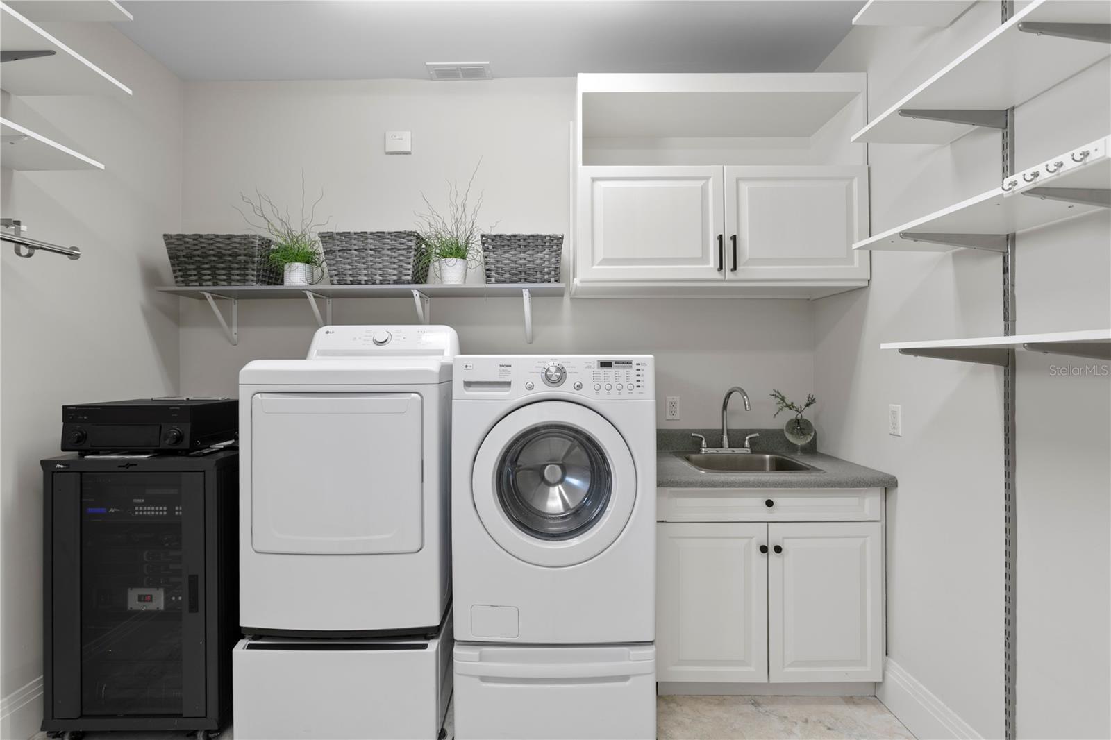 VENETIAN ISLES - Residential